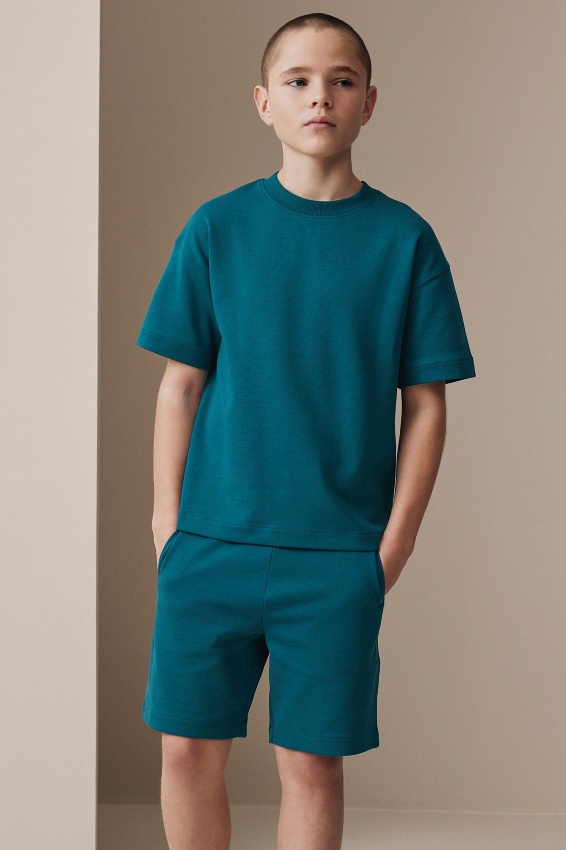 Next T-Shirt & Shorts Relaxed Fit T-Shirt und Shorts, Set (2-tlg)