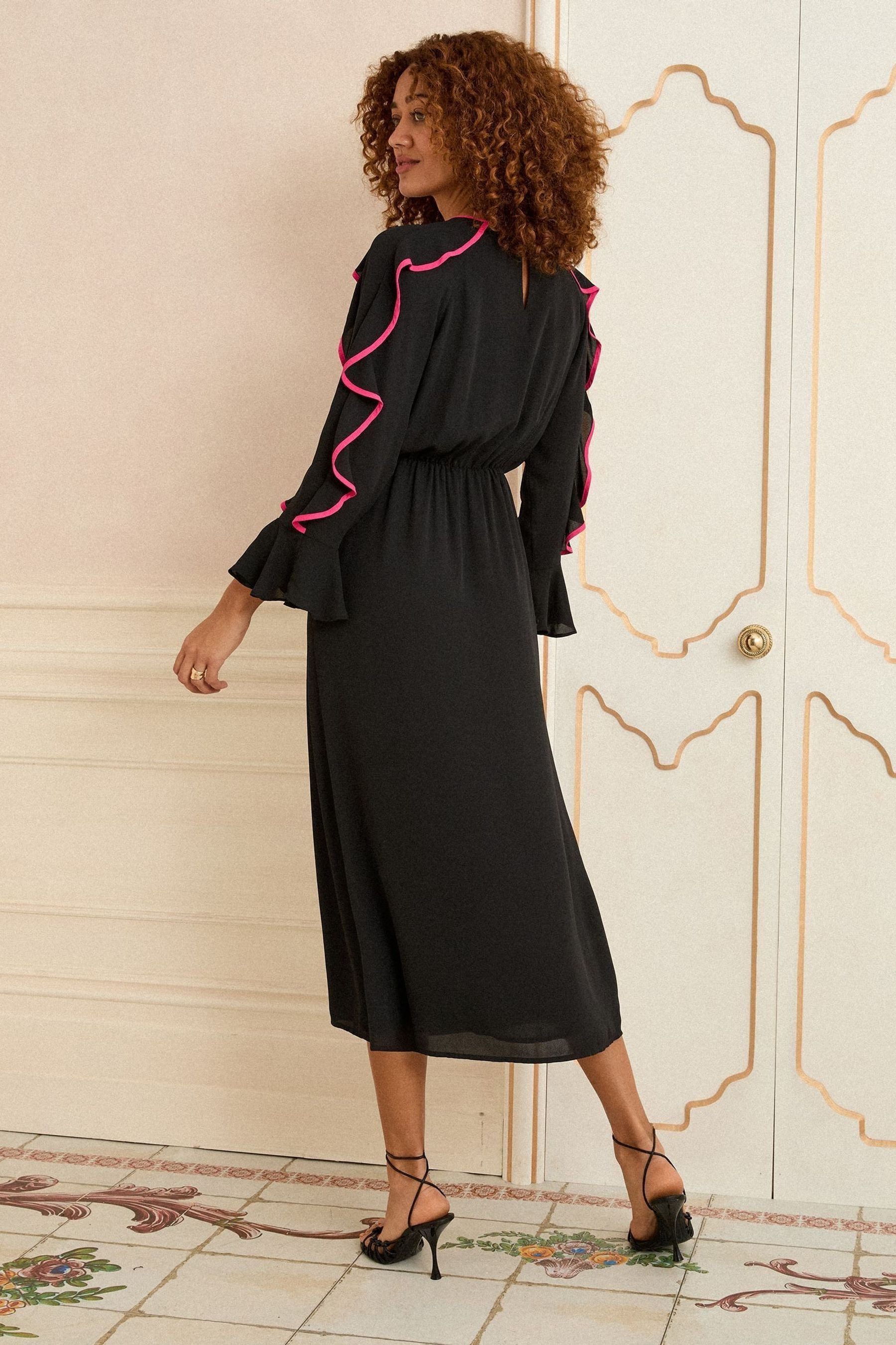 Love & Roses Midikleid Love & Roses Midikleid mit Rüschen und Besatz (1-tlg günstig online kaufen