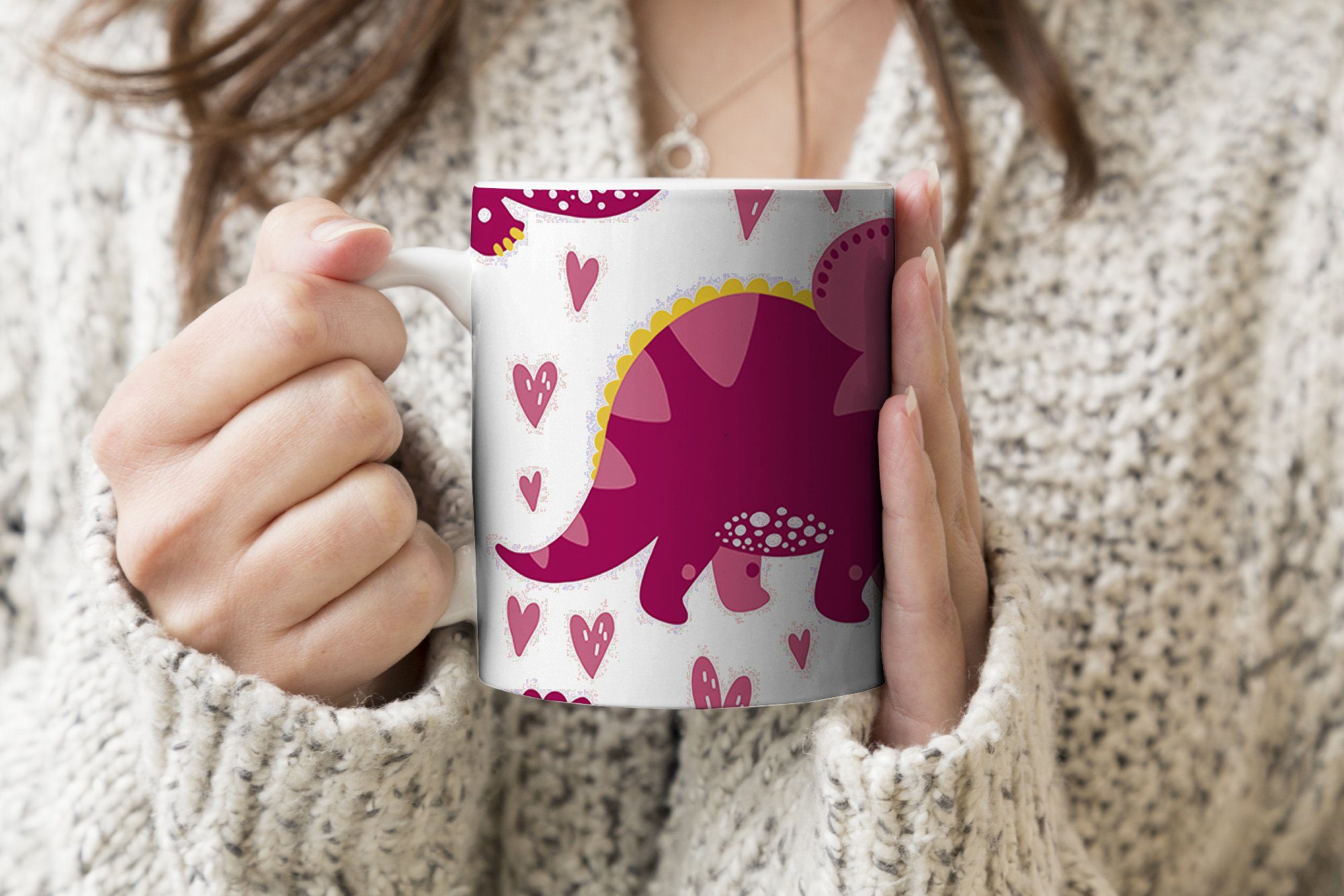 Kaffeetassen, Tasse Rosa MuchoWow Mädchen Geschenk Teetasse, - Muster Teetasse, Herz Dino Dinosaurier, - Becher, - Keramik, - -
