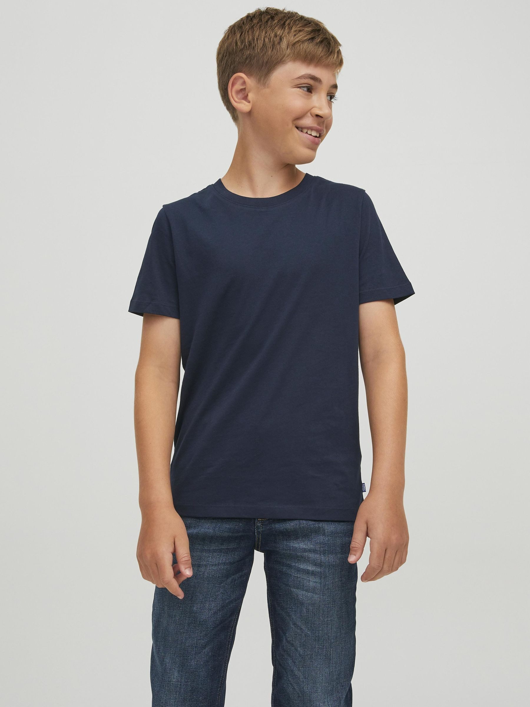Rundhalsshirt JJEORGANIC figurbetont, atmungsaktiv, kombinierbar