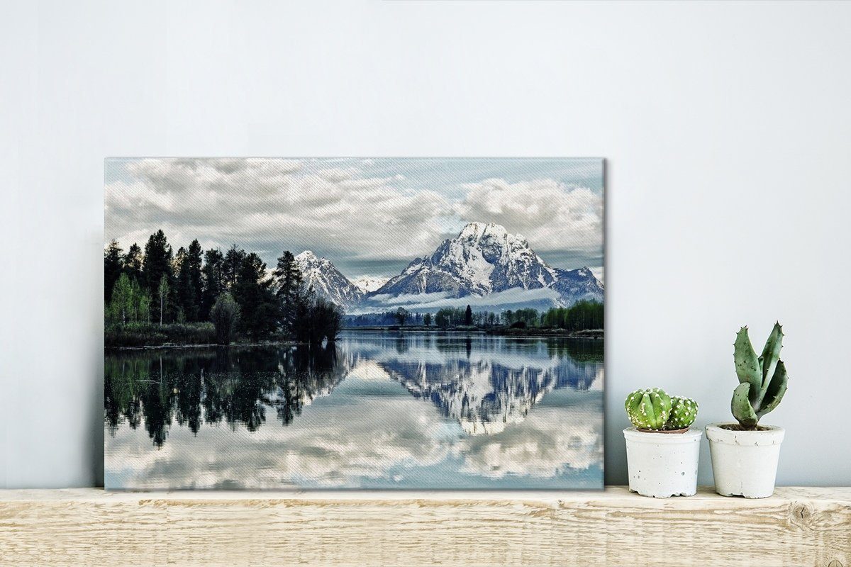schöner Teton OneMillionCanvasses® schneebedeckten der St), Leinwandbild Reflexion und Aufhängefertig, Wandbild Mountains Wanddeko, 30x20 cm (1 Leinwandbilder, ein Himmel,