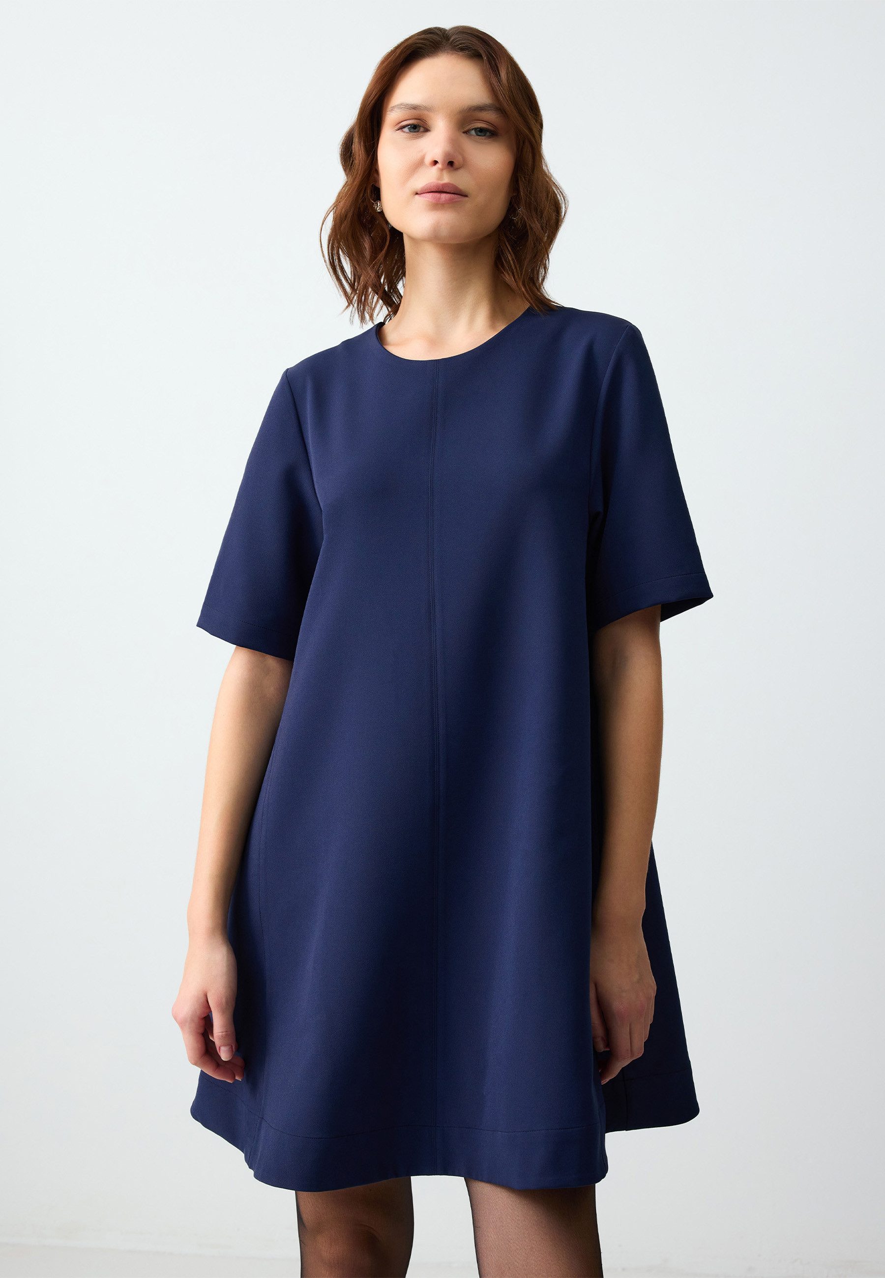 Minikleid Minimalistisches A-Linien-Kleid İn Dunkelblau