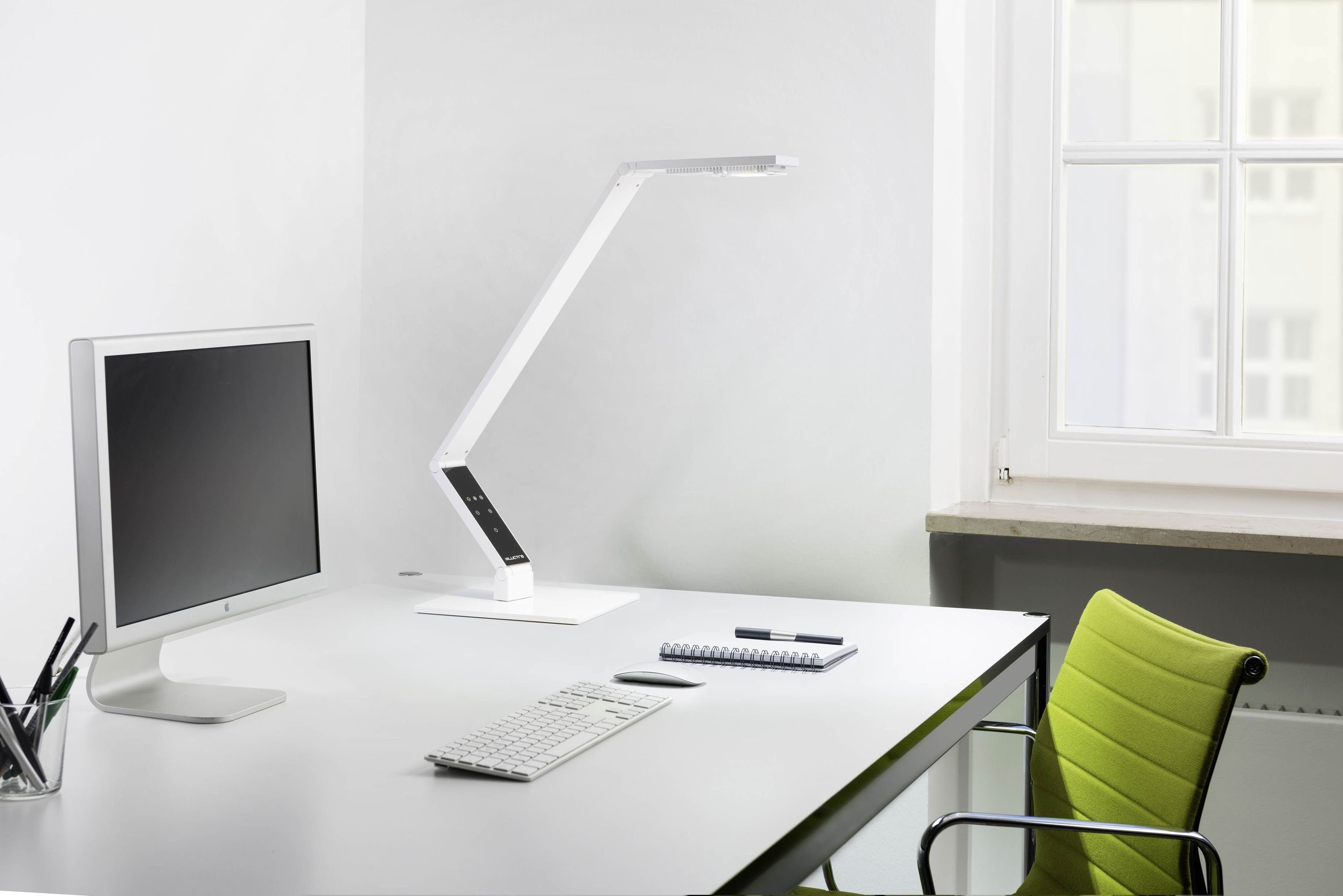 Schreibtischlampe, Linear Licht LUCTRA Base Table Tischleuchte BASE, LED LINEAR weiß biologisch wirksames TABLE