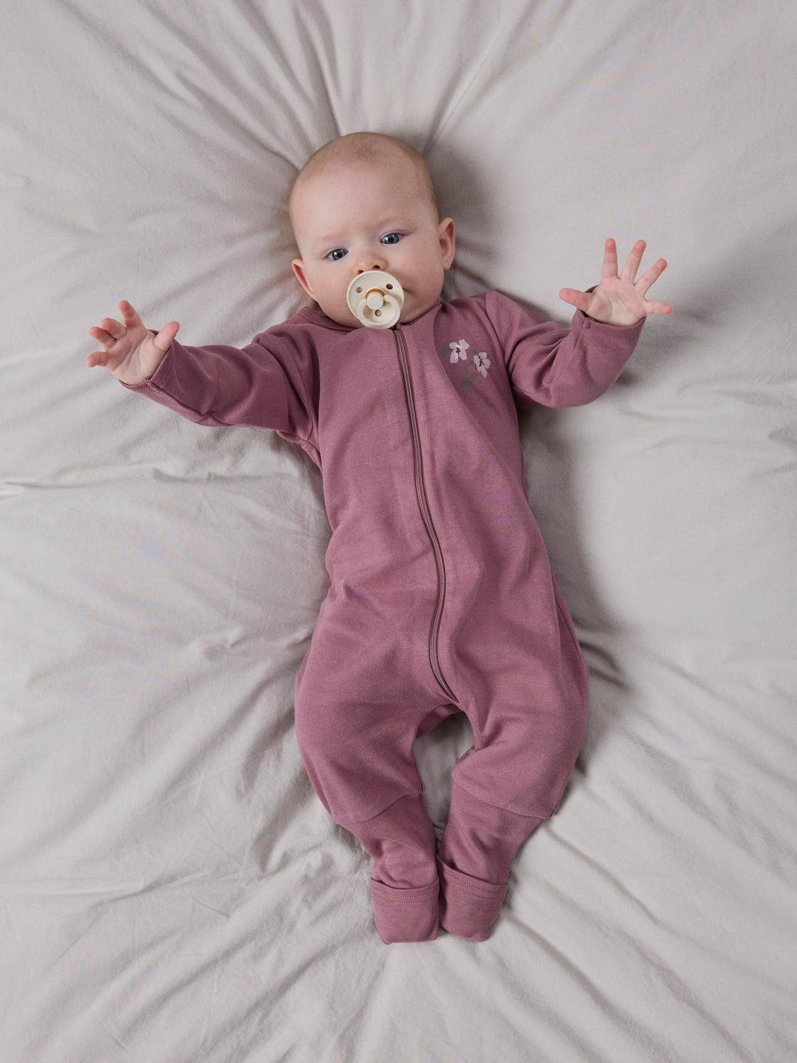 Name It Schlafoverall Nbfnightsuit 2P Zip Ff Violetflower – Bild 2 von 5