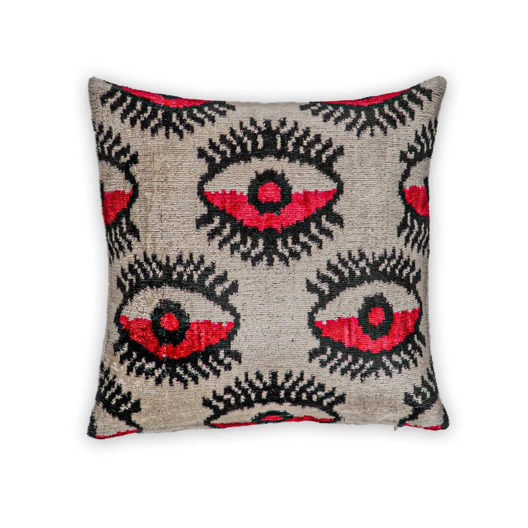 von strohdeicher design Декоративные подушки Ikat Подушкиbezug Silber/Rot. Seide-Samt 40 x 40cm., Handgefertigt. Design aus Deutschland.
