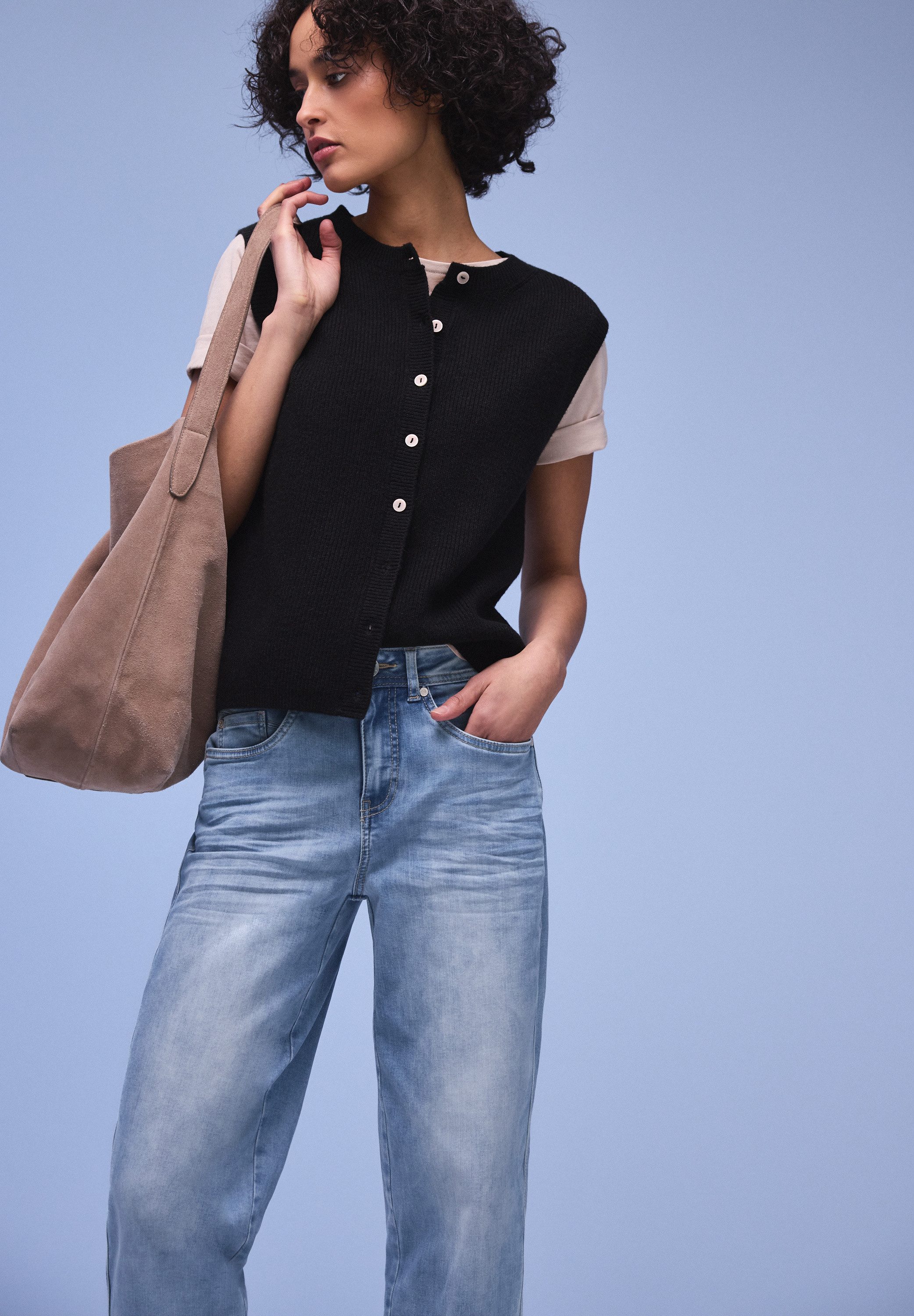 STREET ONE Loose-fit-Jeans Style KARLIE Barrel Legs, mit Viskose und Stretch