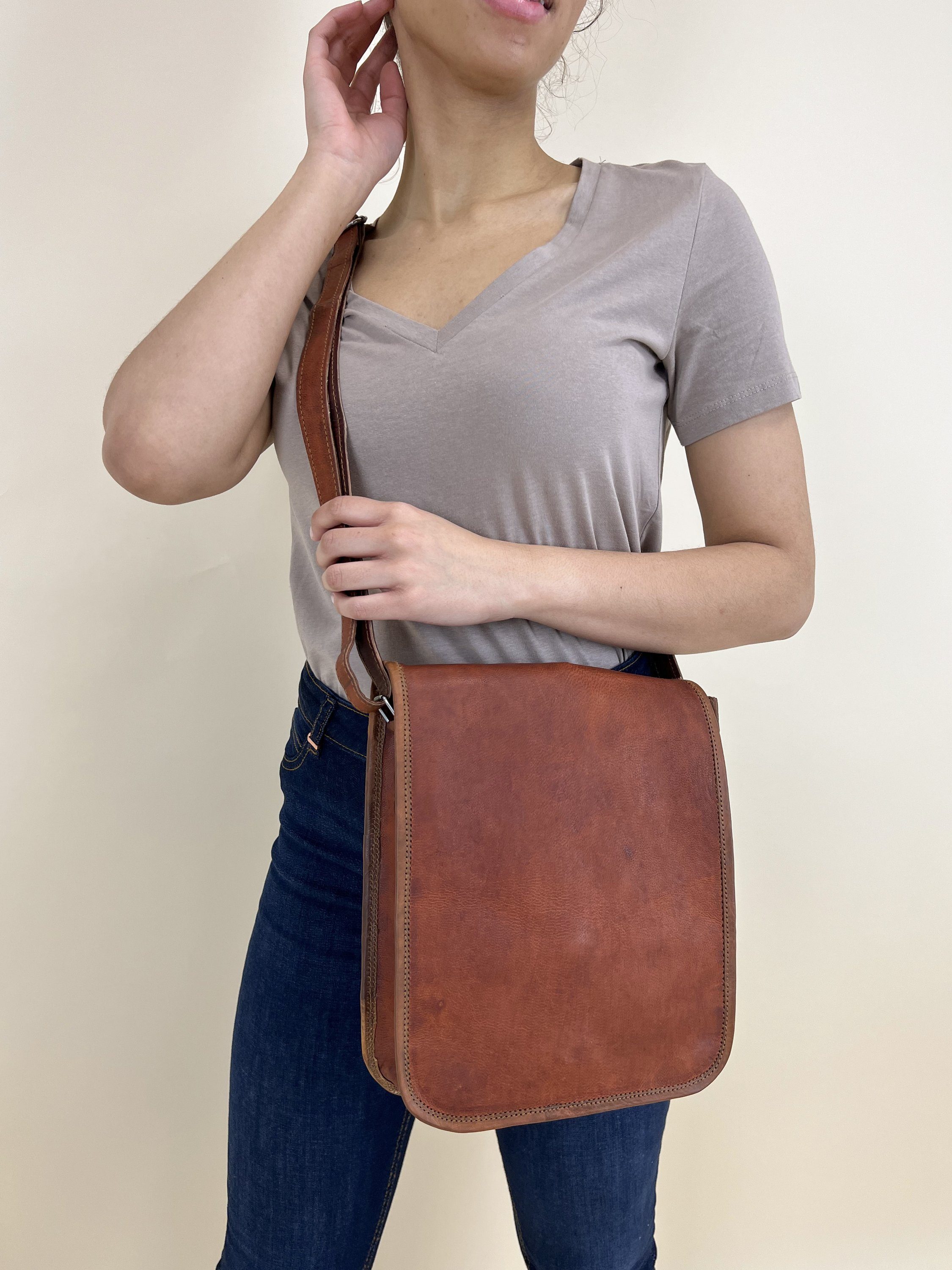 Gusti Leder Handtasche Gusti Leder Umhängetasche Helen (1-tlg)