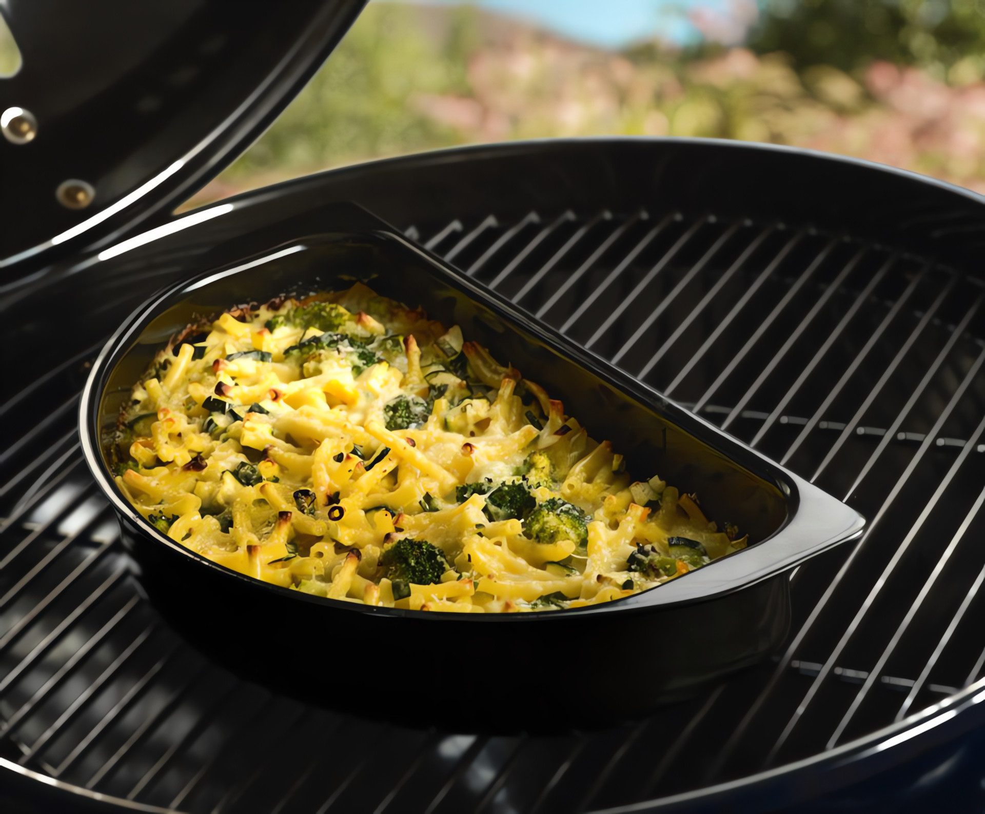 OUTDOORCHEF Pfannen-Set „Halbmond Kochset“ – 2 Kugelgrill Grill Pfannen halbmondförmig