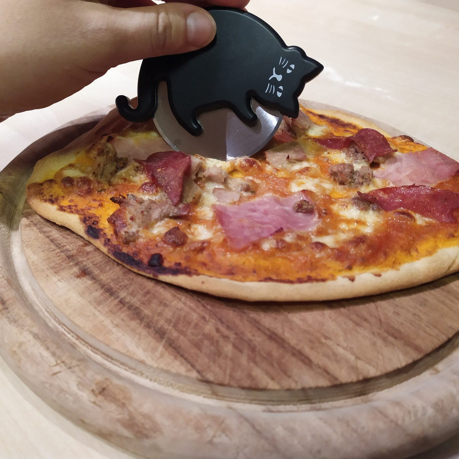 Kikkerland Pizzaschneider Katze Pizzaschneider – Bild 2 von 2