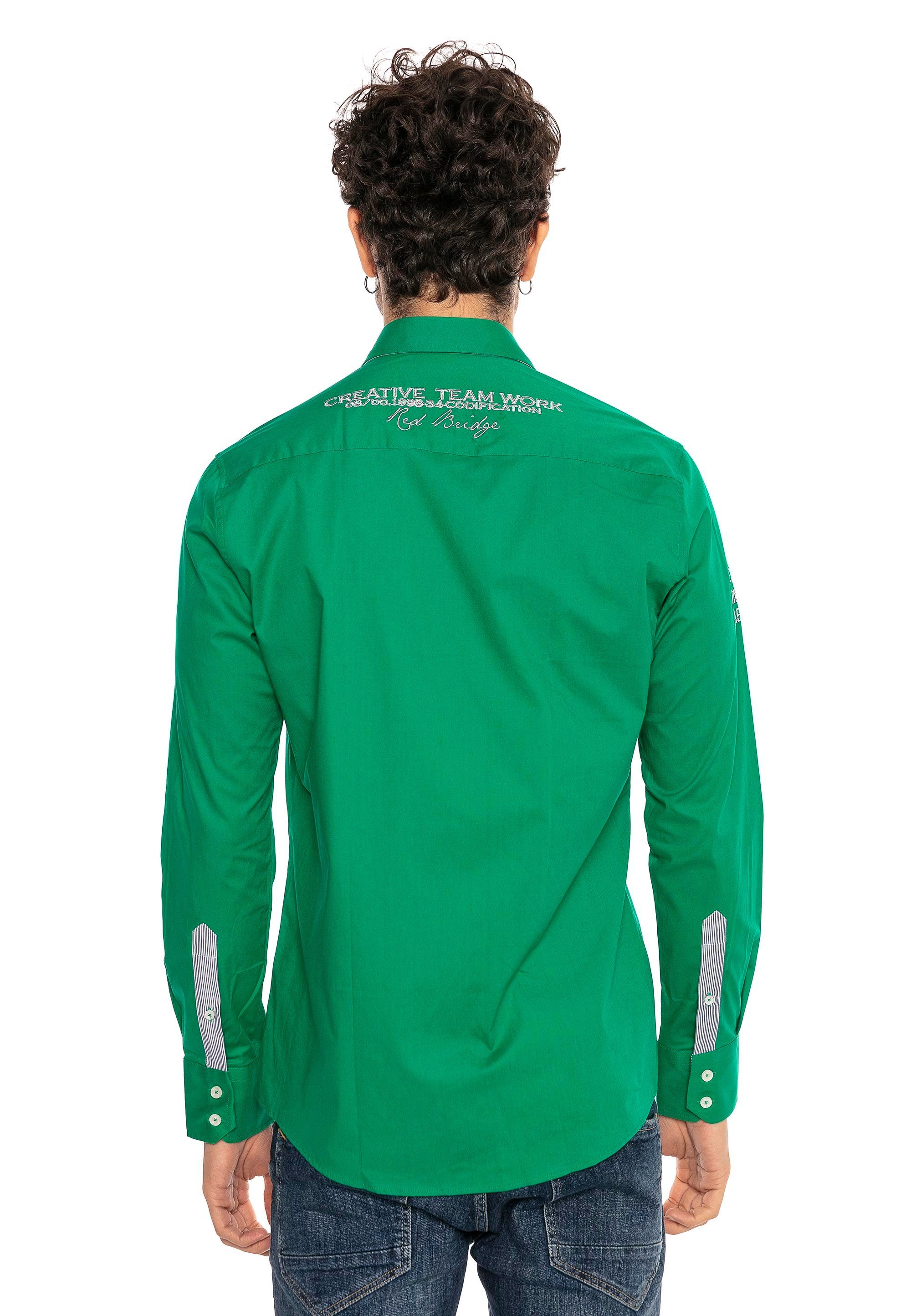 RedBridge Langarmhemd Fit-Schnitt Jersey Slim mit City grün Stickerei im