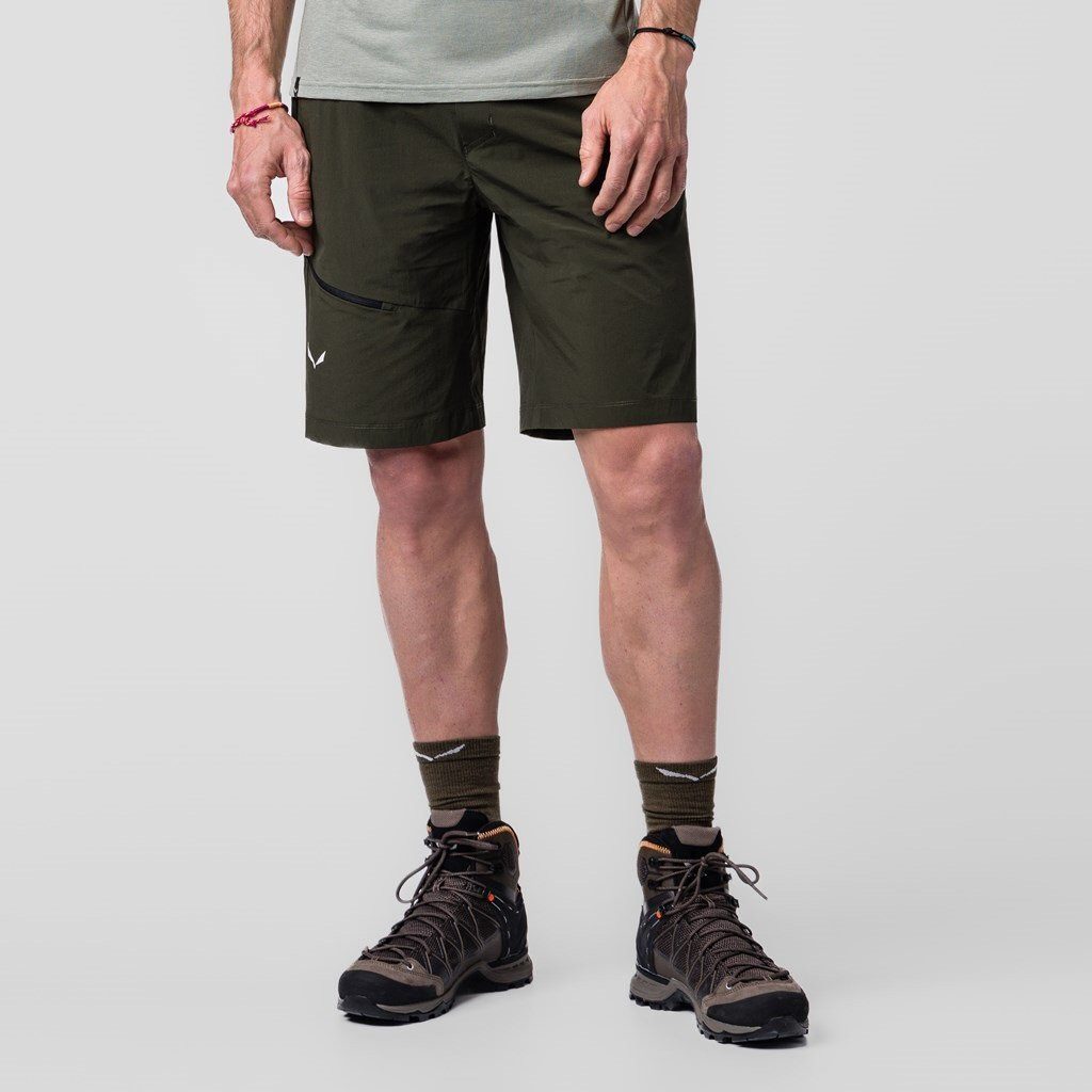 Salewa Trekkinghose Trekking-Wanderhose Puez 4 Short (4-Wege-Stretch) kurz olivegrün