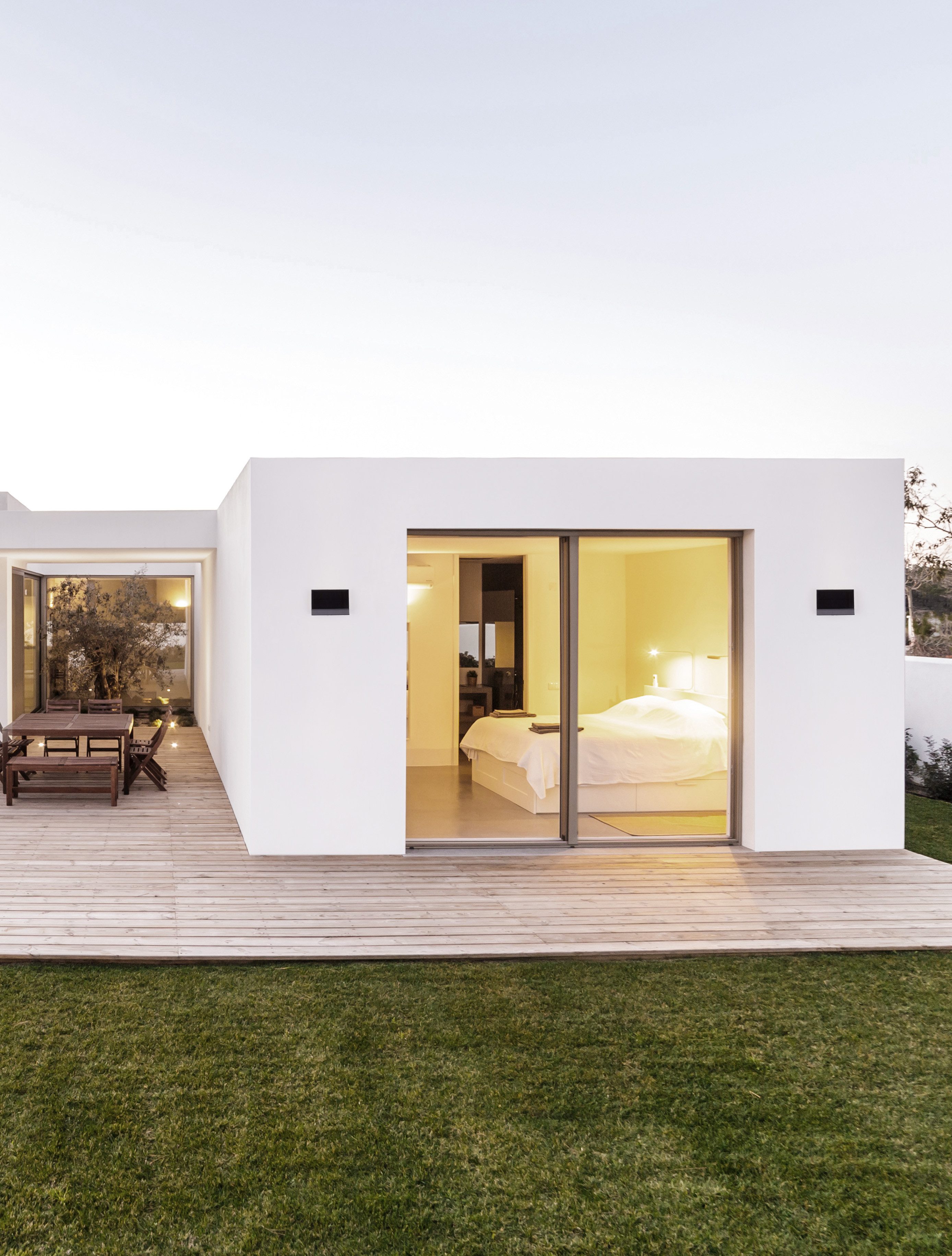 Nova Luce Außen-Wandleuchte PRIM, Bewegungsmelder, Warmweiß