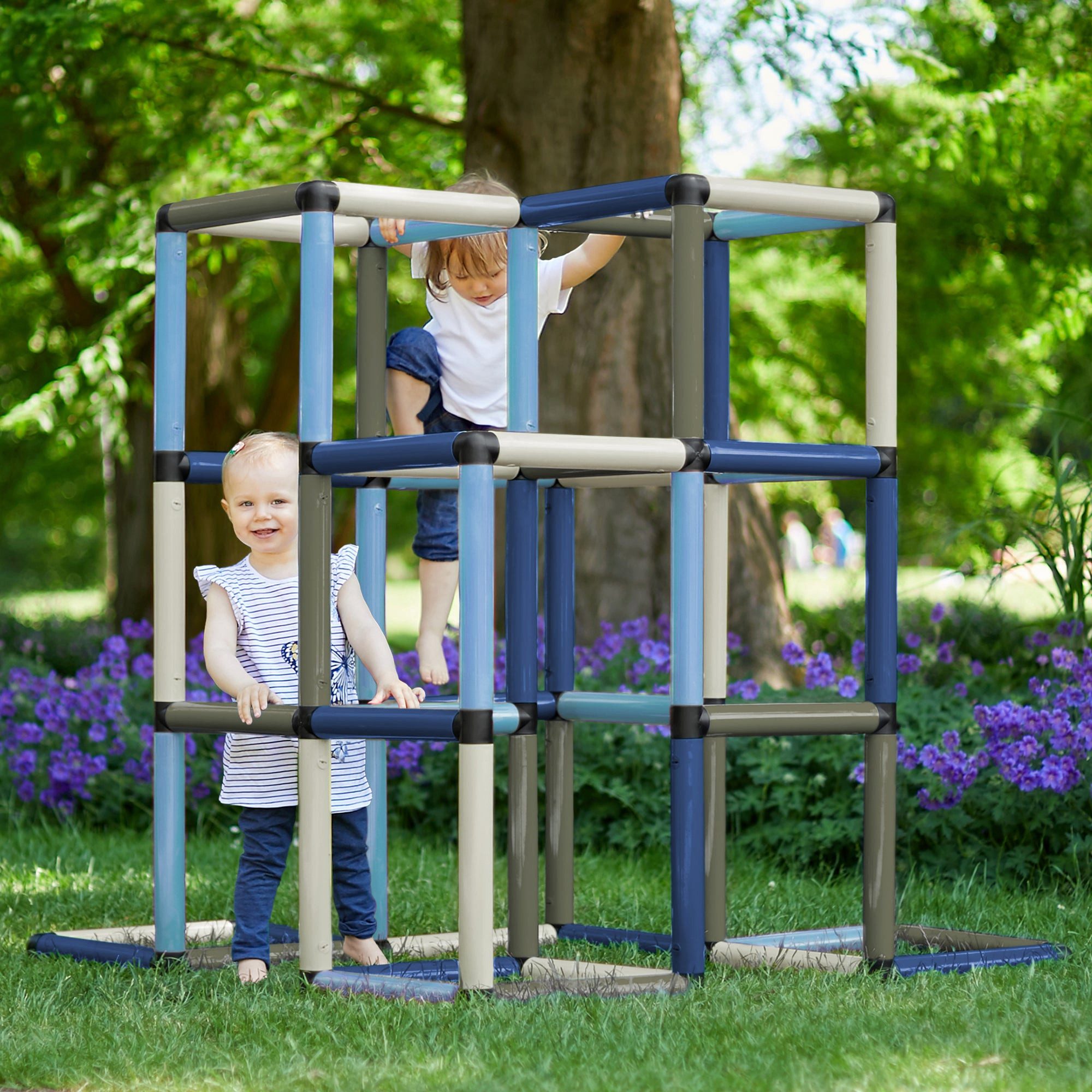 QUADRO Klettergerüst Kletterpyramide Home, (Montessori-inspiriertes Set, 237-St., 16 Modellideen für optimale motorische Entwicklung), Modulares Stecksystem, ab 12 Monaten, Made in Germany, UV-stabil