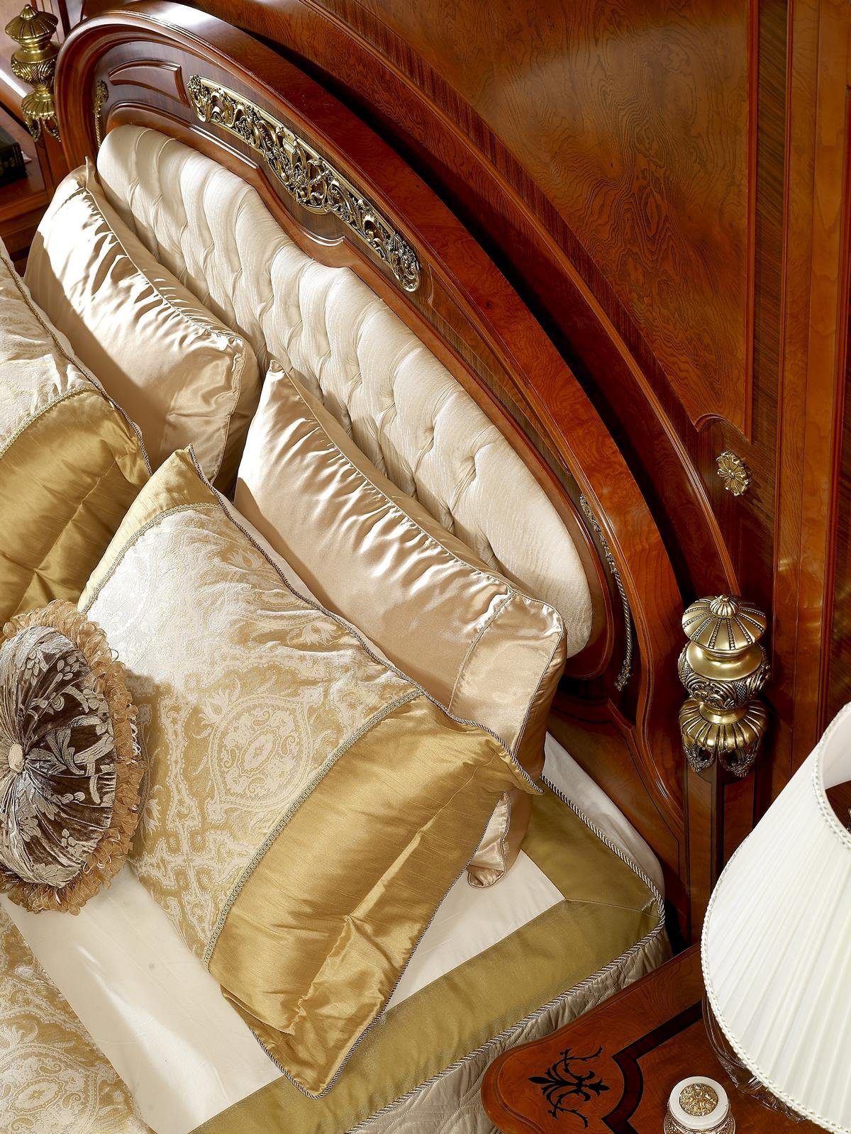 Bett Bett, Handarbeit Echte Doppelbett JVmoebel Leder Schlafzimmer Holz Luixus