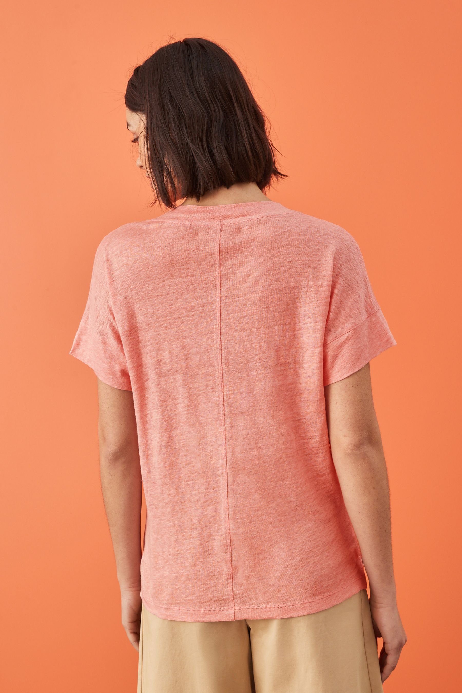 Hochwertiges Pink Leinen T-Shirt mit aus T-Shirt V-Ausschnitt Next (1-tlg)