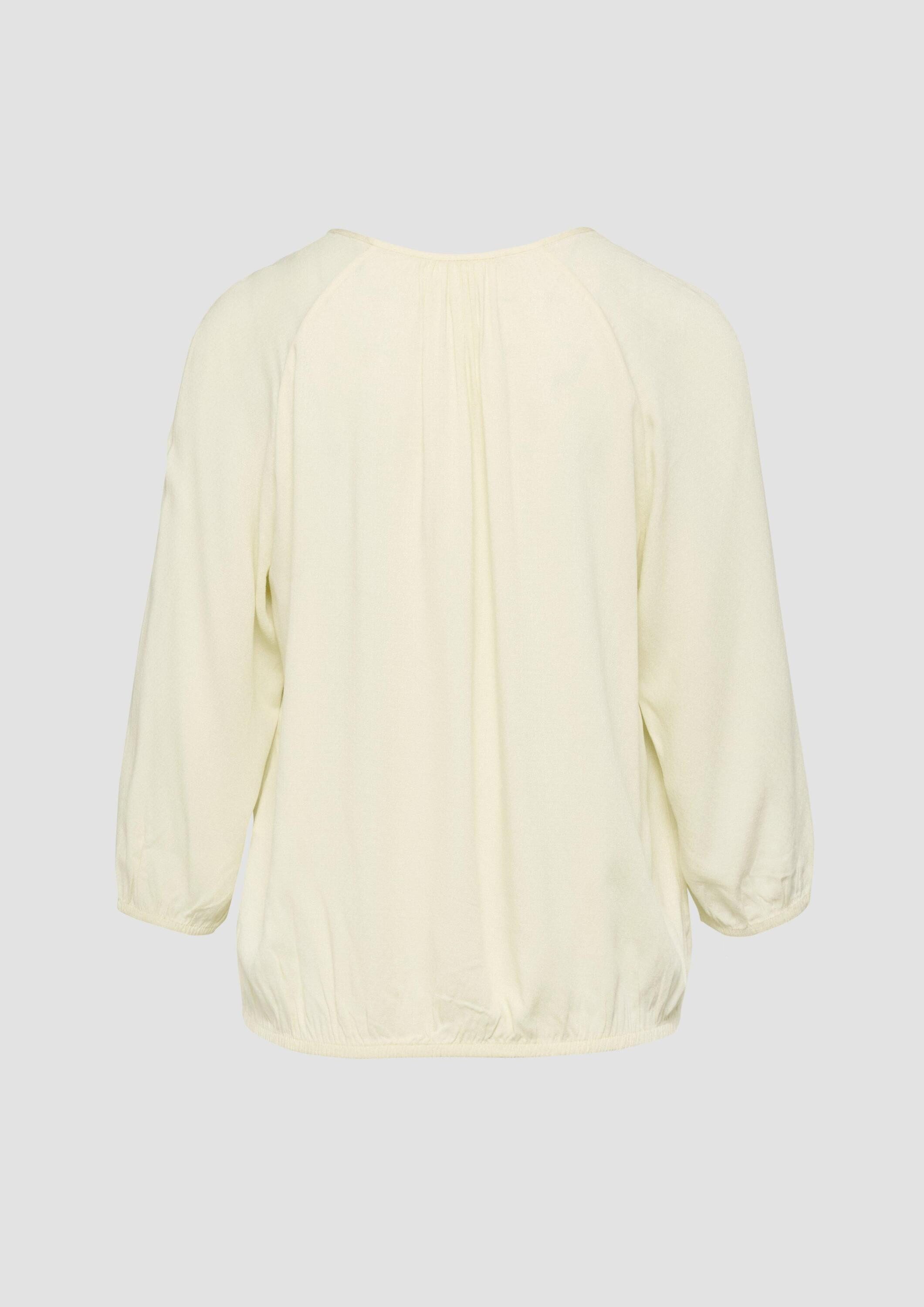 s.Oliver Kurzarmbluse Bluse Strukturierte Viskose-Bluse mit Raff-Details