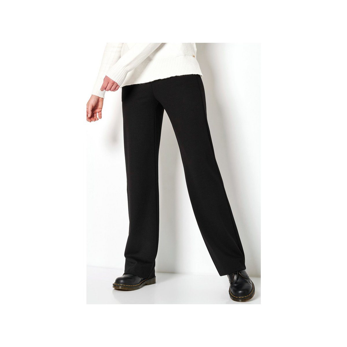 black regular schwarz (1-tlg) TONI Shorts
