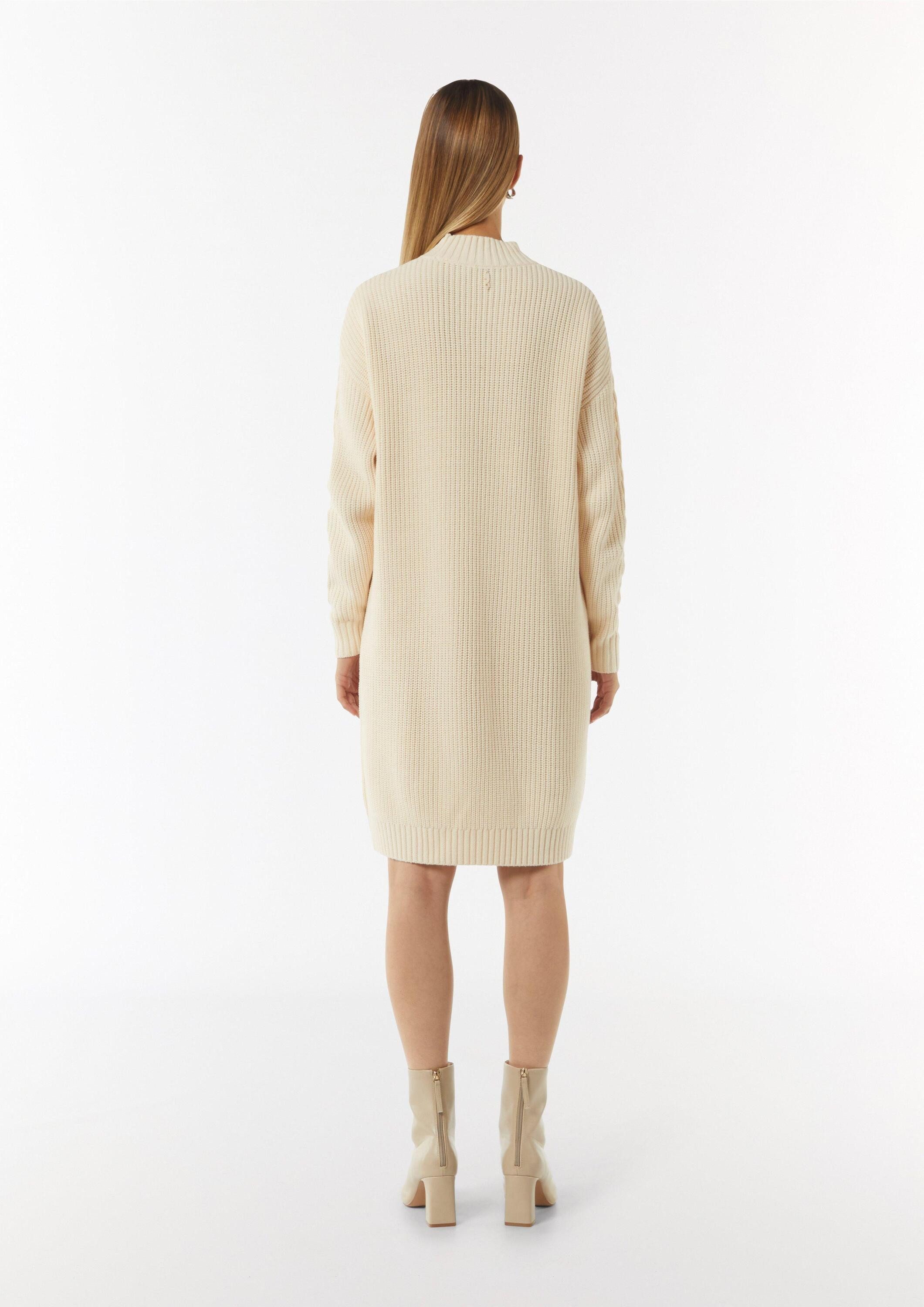 comma Minikleid Kleid Kurzes Strickkleid mit Zopfmuster am Ärmel