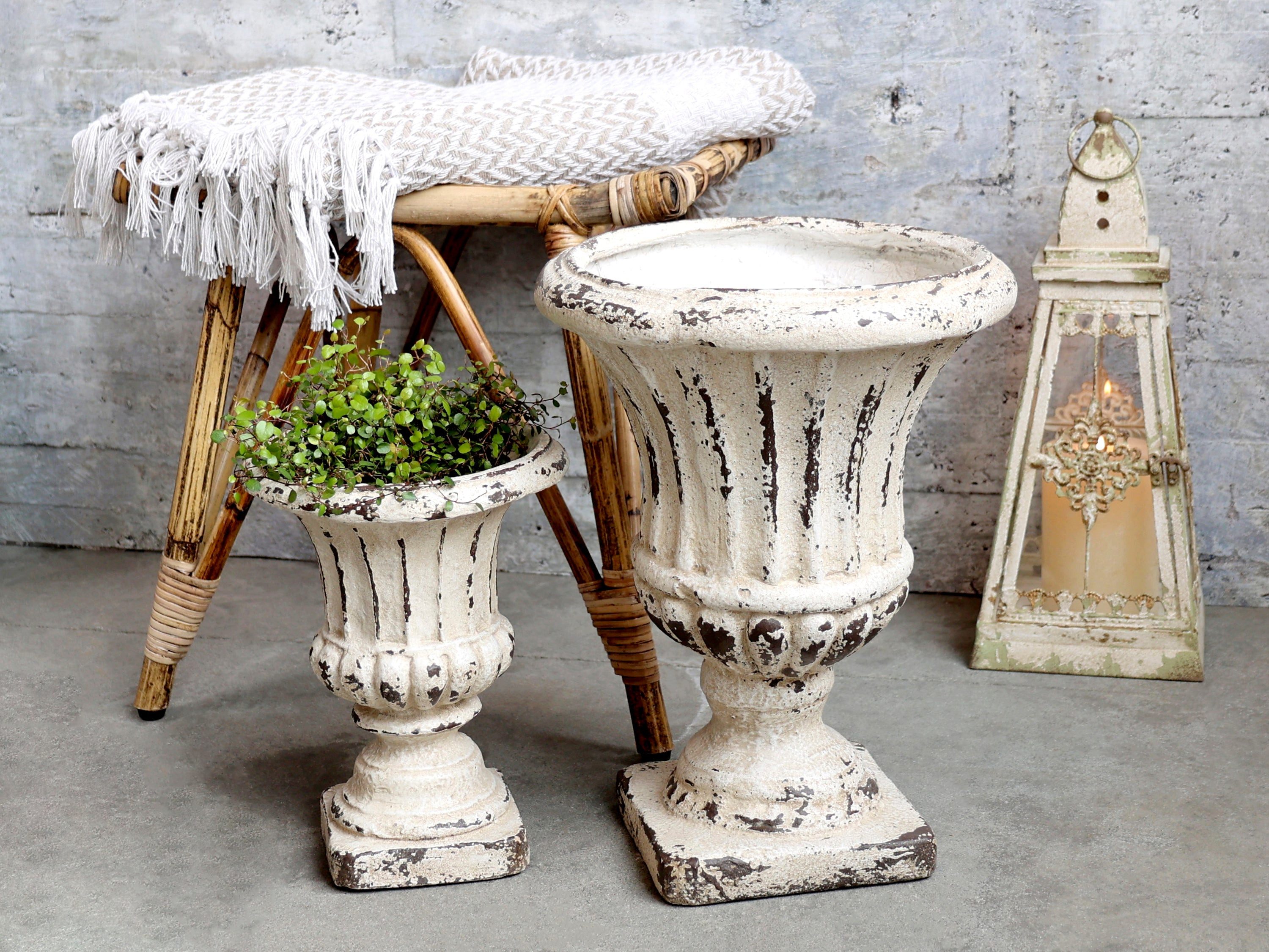Chic Antique Dekovase Chic Antique Empore / Blumen Übertopf – Antique Creme