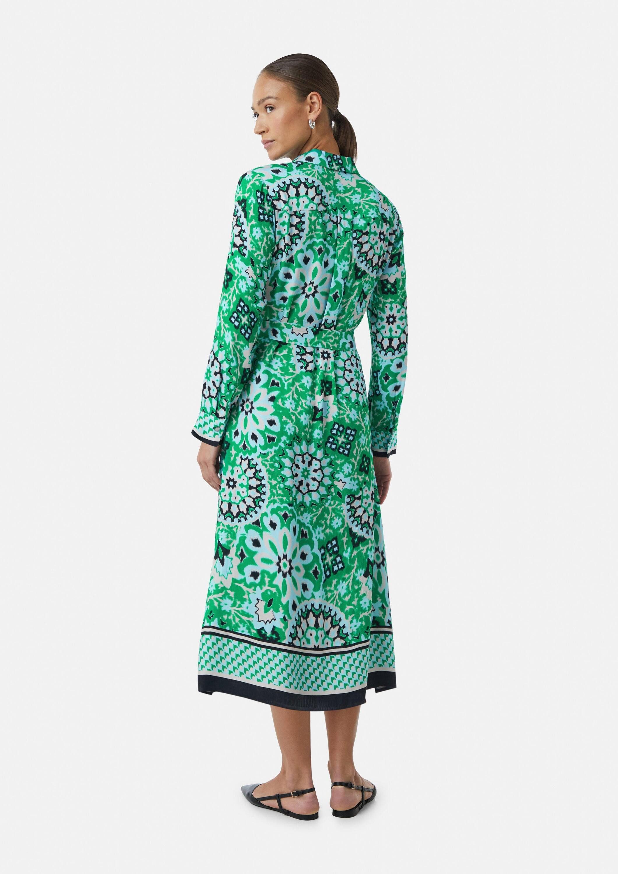 comma Midikleid Kleid Midi-Kleid mit verdeckter Knopfleiste und All-over-Print