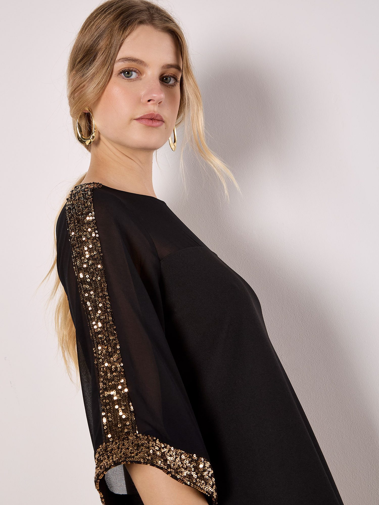 Apricot Partykleid Kimono-Ärmel-Kleid . mit Pailletten