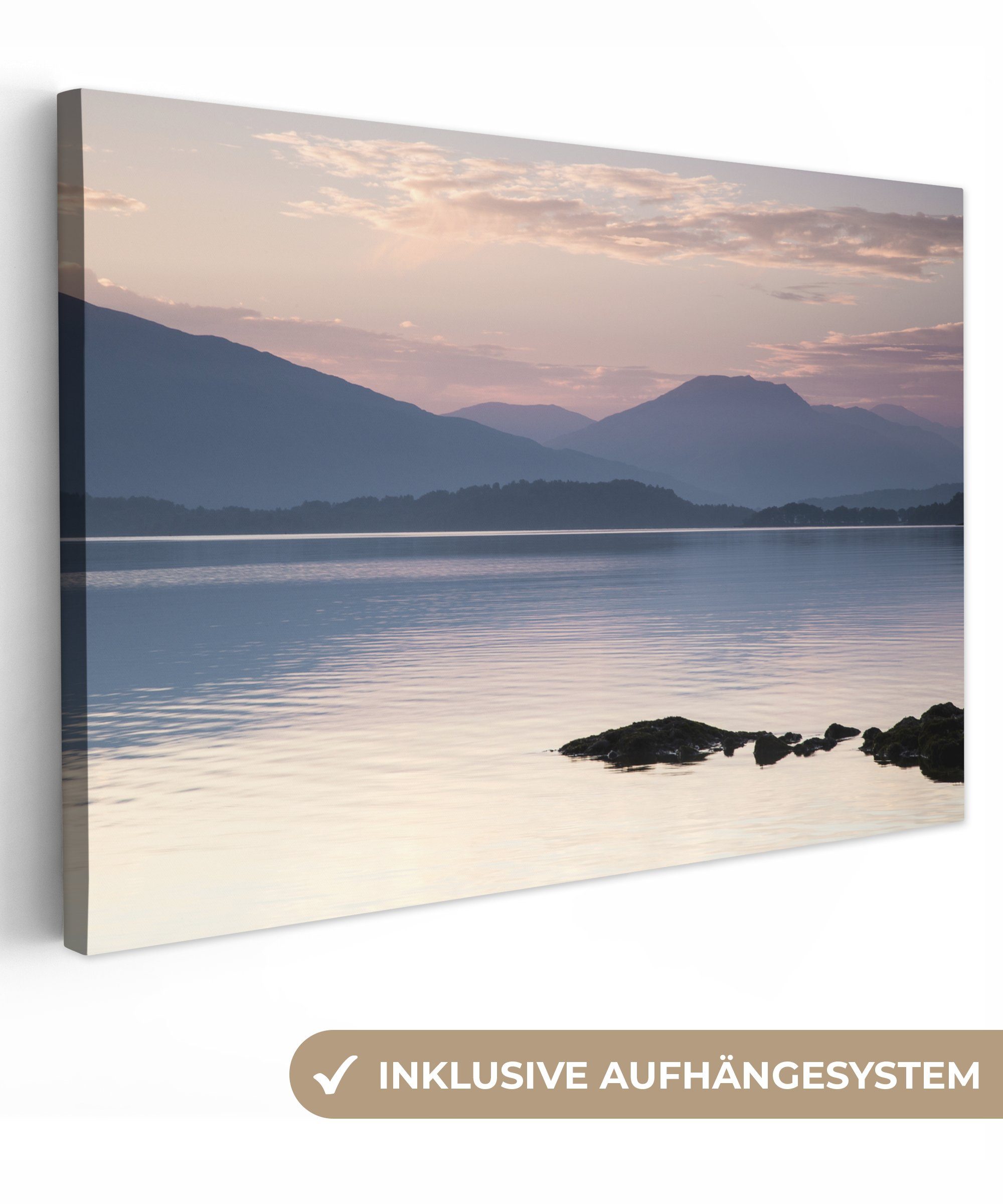 OneMillionCanvasses® Leinwandbild Blick auf den See und die Berge bei Sonnenuntergang über Loch Lomond, (1 St), Wandbild Leinwandbilder, Aufhängefertig, Wanddeko, 30x20 cm