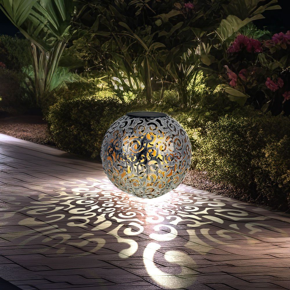 GLOBO LIGHTING LED Außen-Stehlampe, LED-Leuchtmittel fest verbaut, Warmweiß, Solarleuchte Solarkugel für Außen silberfarben Stecklampe 2er Set