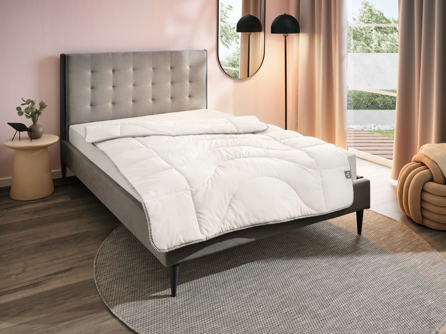 Irisette Naturfaserbettdecke irisette® Sensible Ganzjahres-Bettdecke, Füllung: bauschige Markenhohlfaser, temperatur- und feuchtigkeitsregulierend, Bezug aus Naturmaterialien