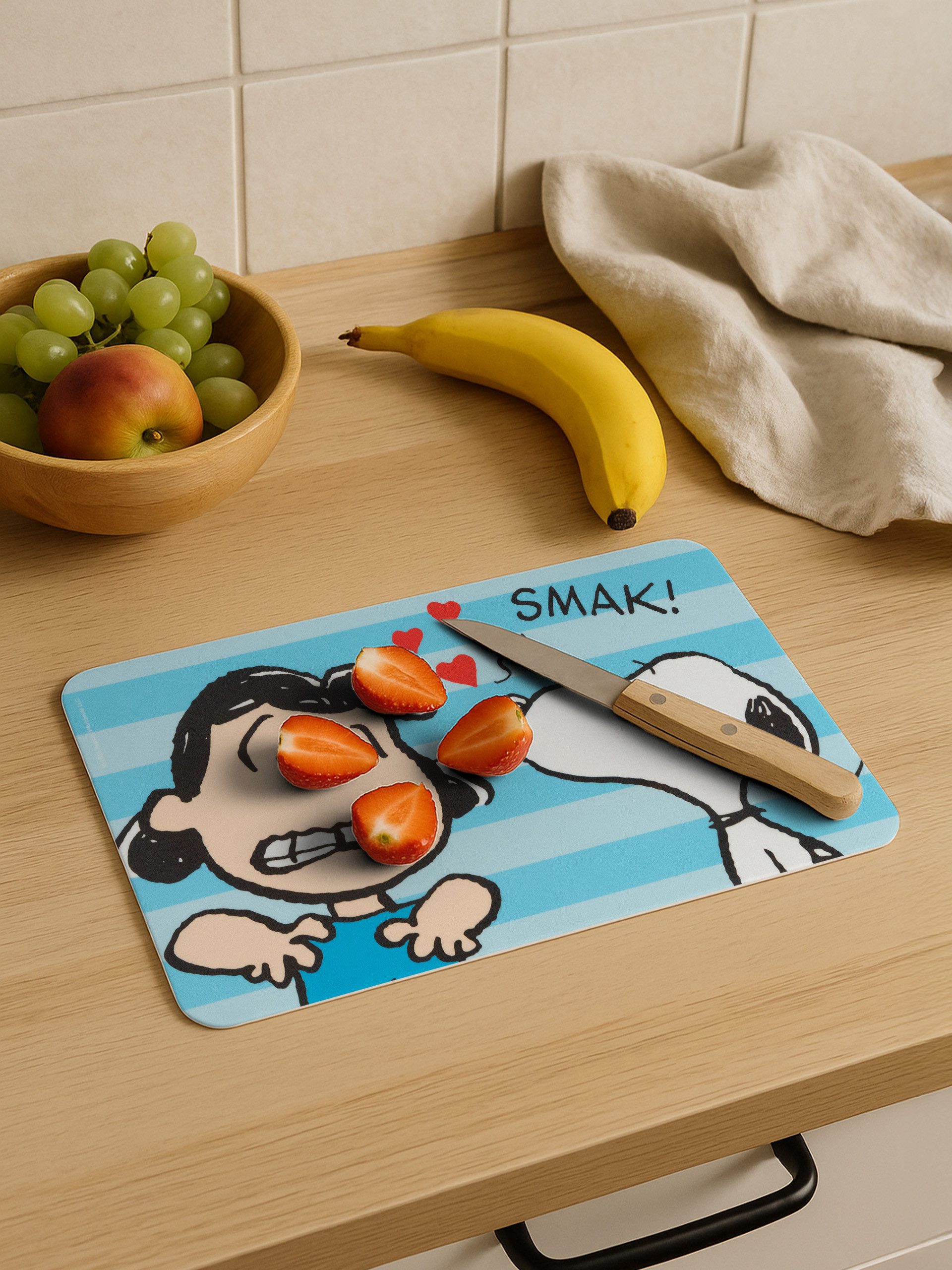 United Labels® Frühstücksbrett Peanuts Snoopy Brettchen Kuss Smak! Schneidebrettchen, Resopal – Bild 2 von 5
