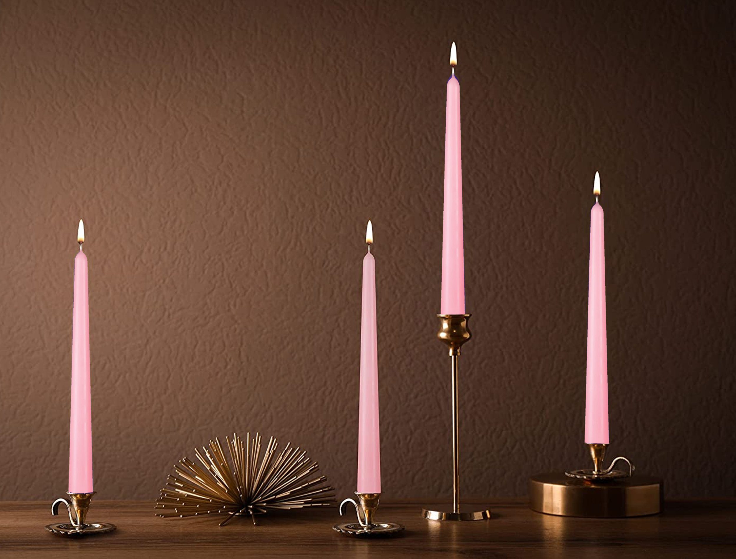 Brenndauer Rosa Spitzkerze mit 4-tlg), Kerzen tropffreie Deko Kerzenhalter (Leuchterkerzen und Set, BRUBAKER - lange, Kerzenständer für langer