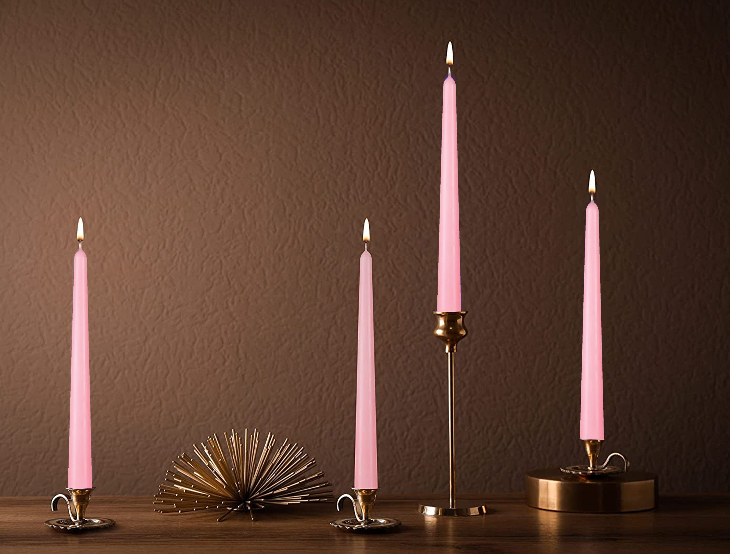 BRUBAKER Spitzkerze für Kerzenständer und Kerzenhalter - (Leuchterkerzen Set, 4-tlg), lange, tropffreie Deko Kerzen mit langer Brenndauer – Bild 4 von 5