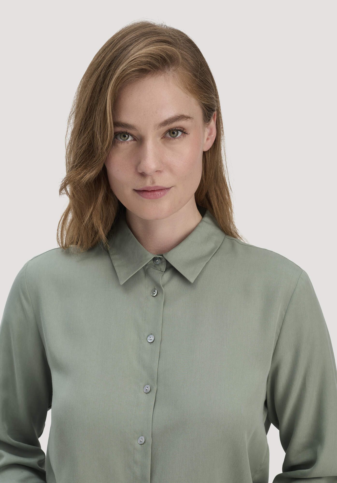 Hessnatur Klassische Bluse Relaxed aus TENCEL™ Lyocell (1-tlg)