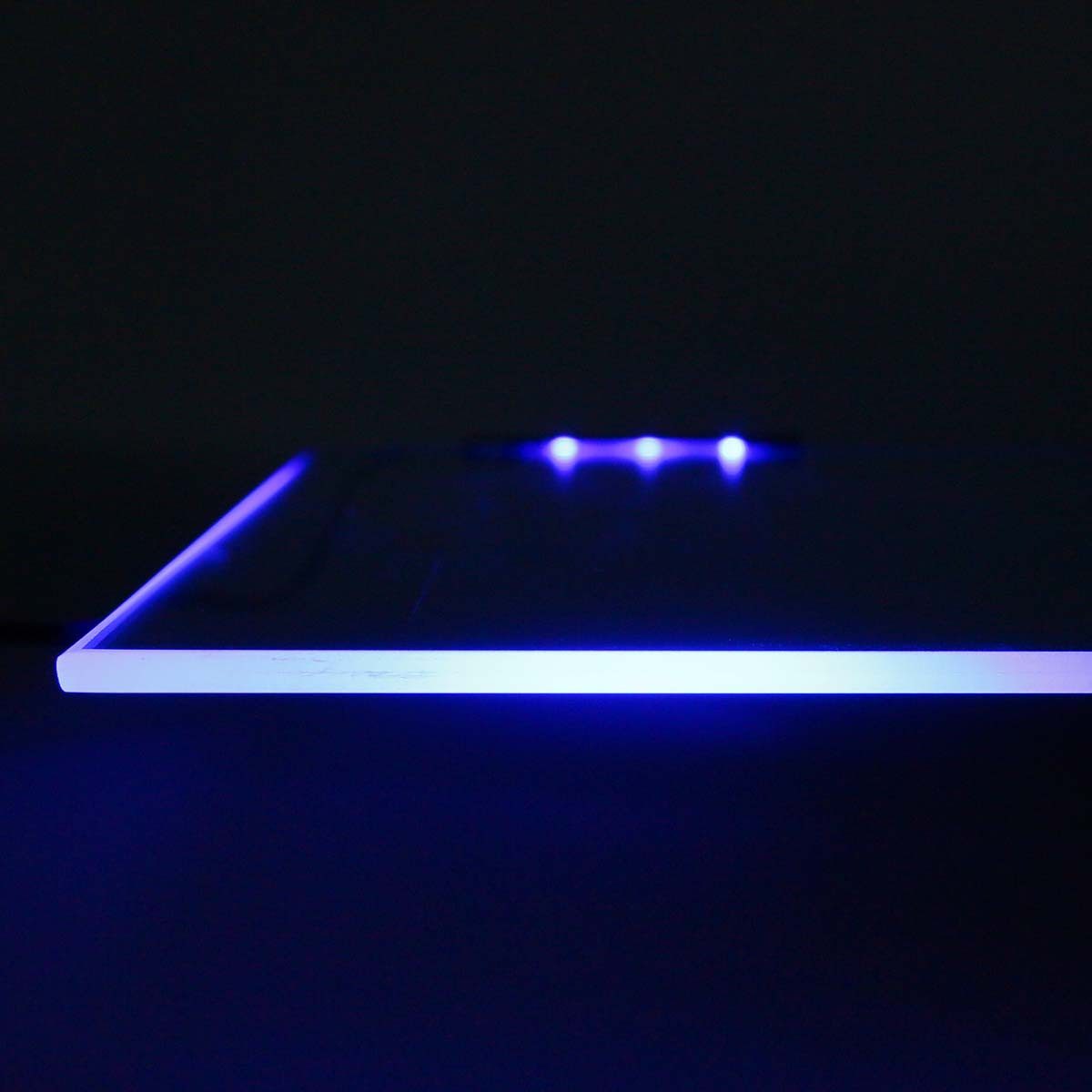 world-trading-net LED Glaskantenbeleuchtung Metall-Clip Glasbodenbeleuchtung, blau, 12V, blau – Bild 2 von 5