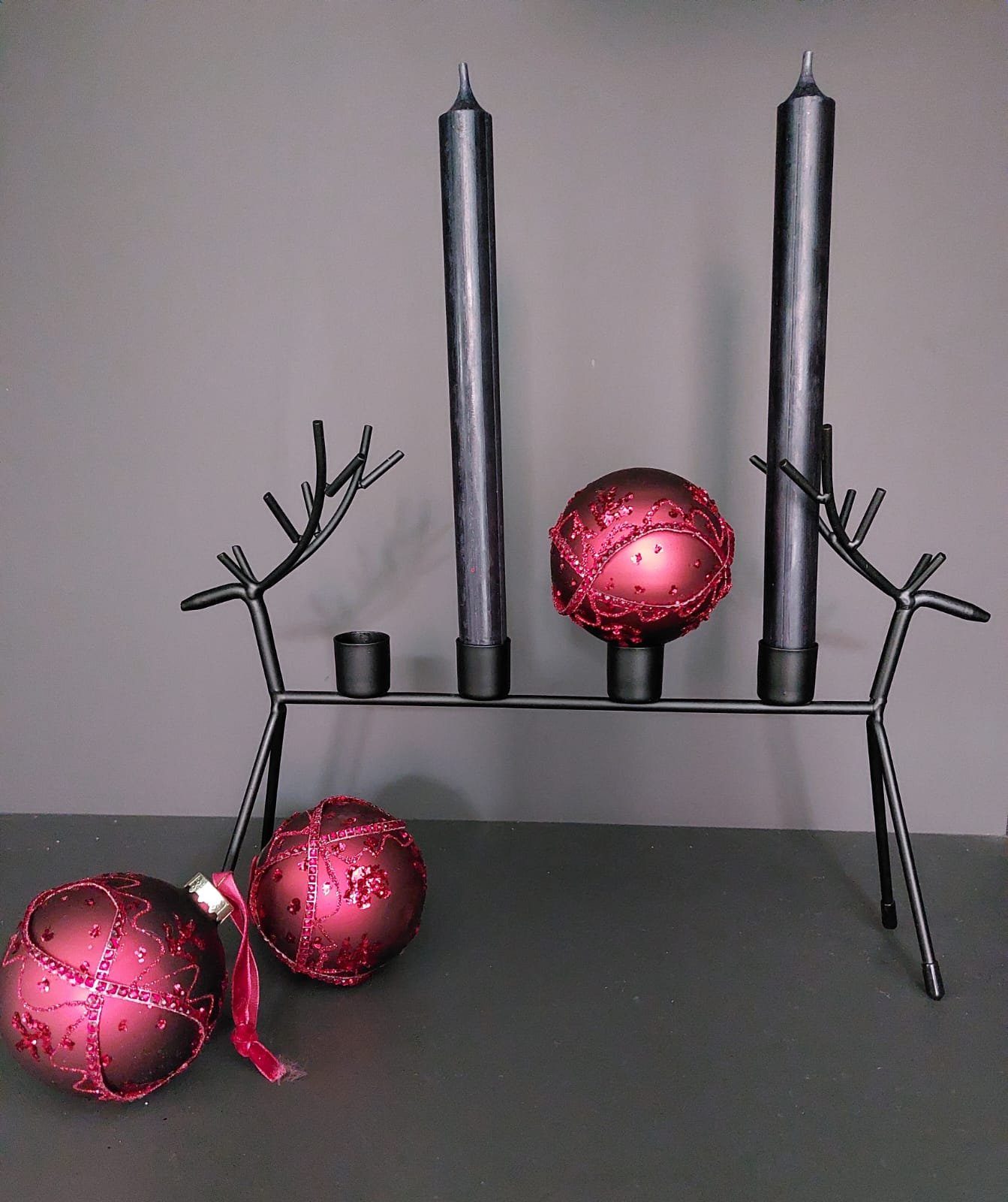 Florissima Kerzenhalter Metall Kerzenständer schwarz Elchform Adventskranz modern (1 Kerzenständer für 4 Kerzen), Aus Metall, kratzfeste Füße