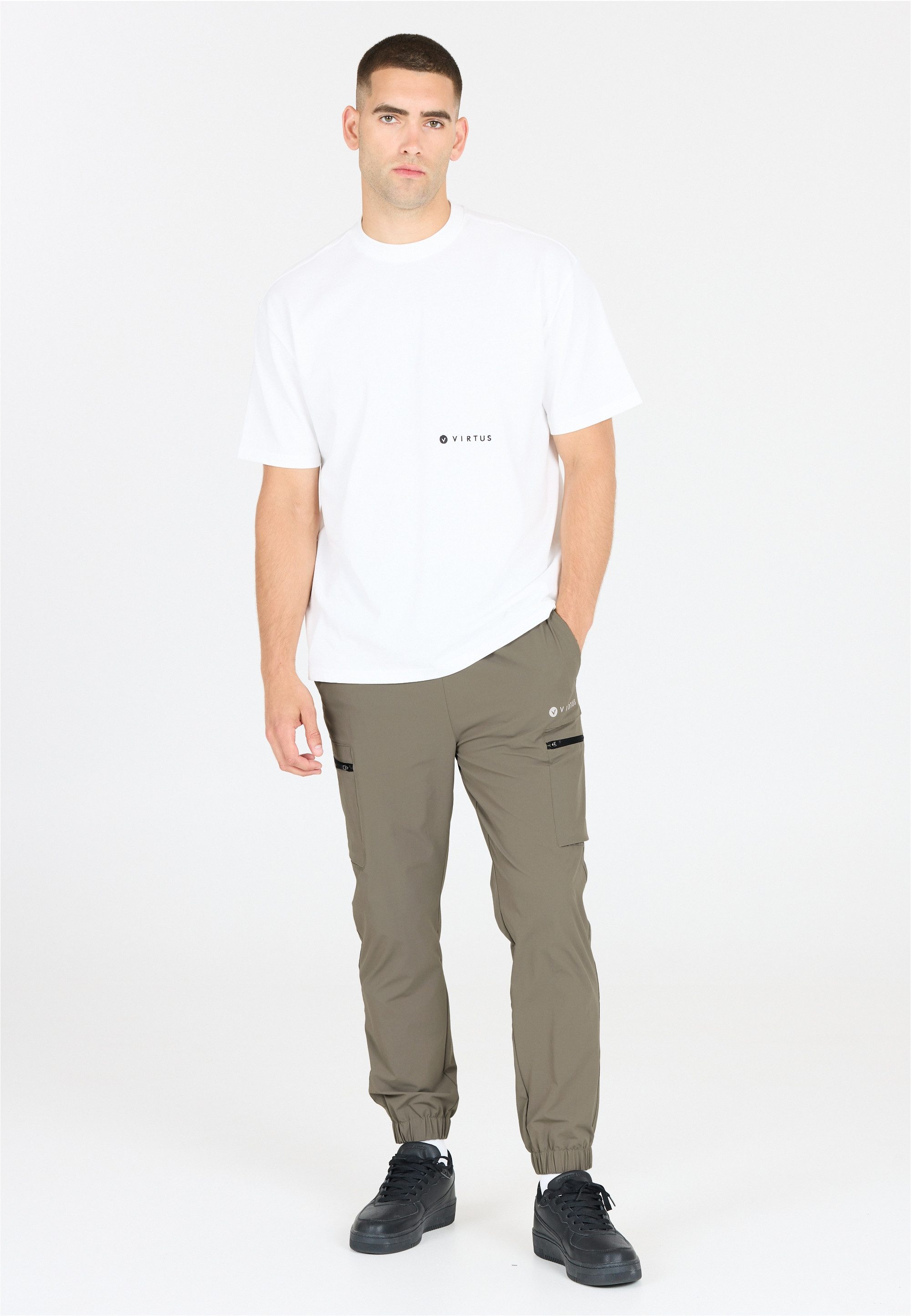 Virtus Sweathose "Ayden", im funktionalen Cargo-Design günstig online kaufen