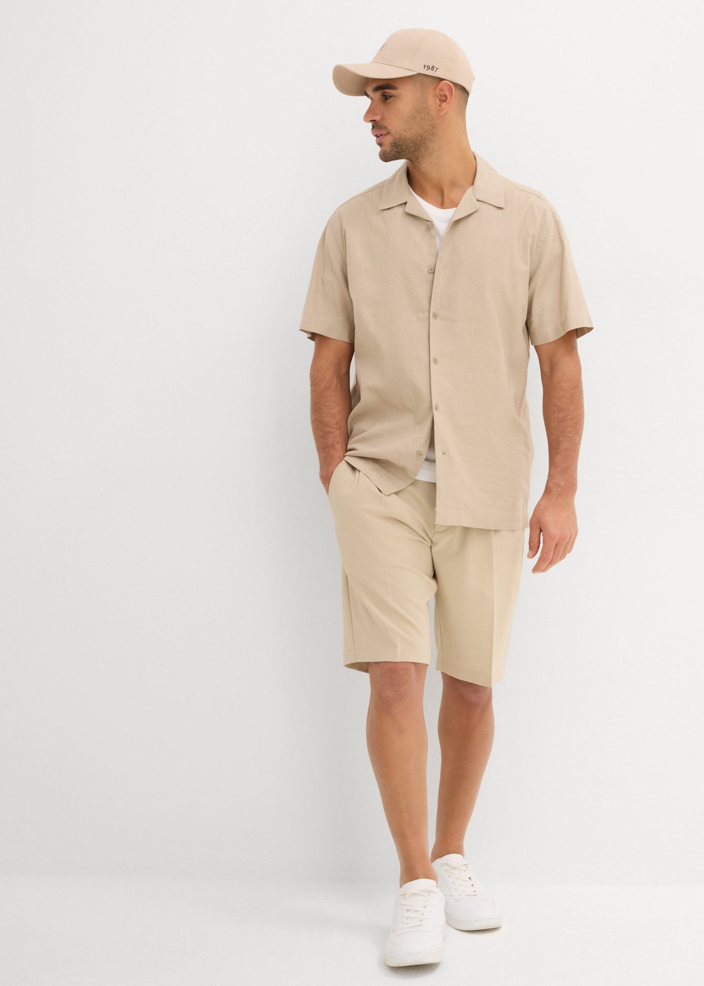 bonprix Kurzarmhemd Lockerer Loose Fit, Reverskragen, aus Leinen-Mix, Kurzarm-Design – Bild 5 von 5