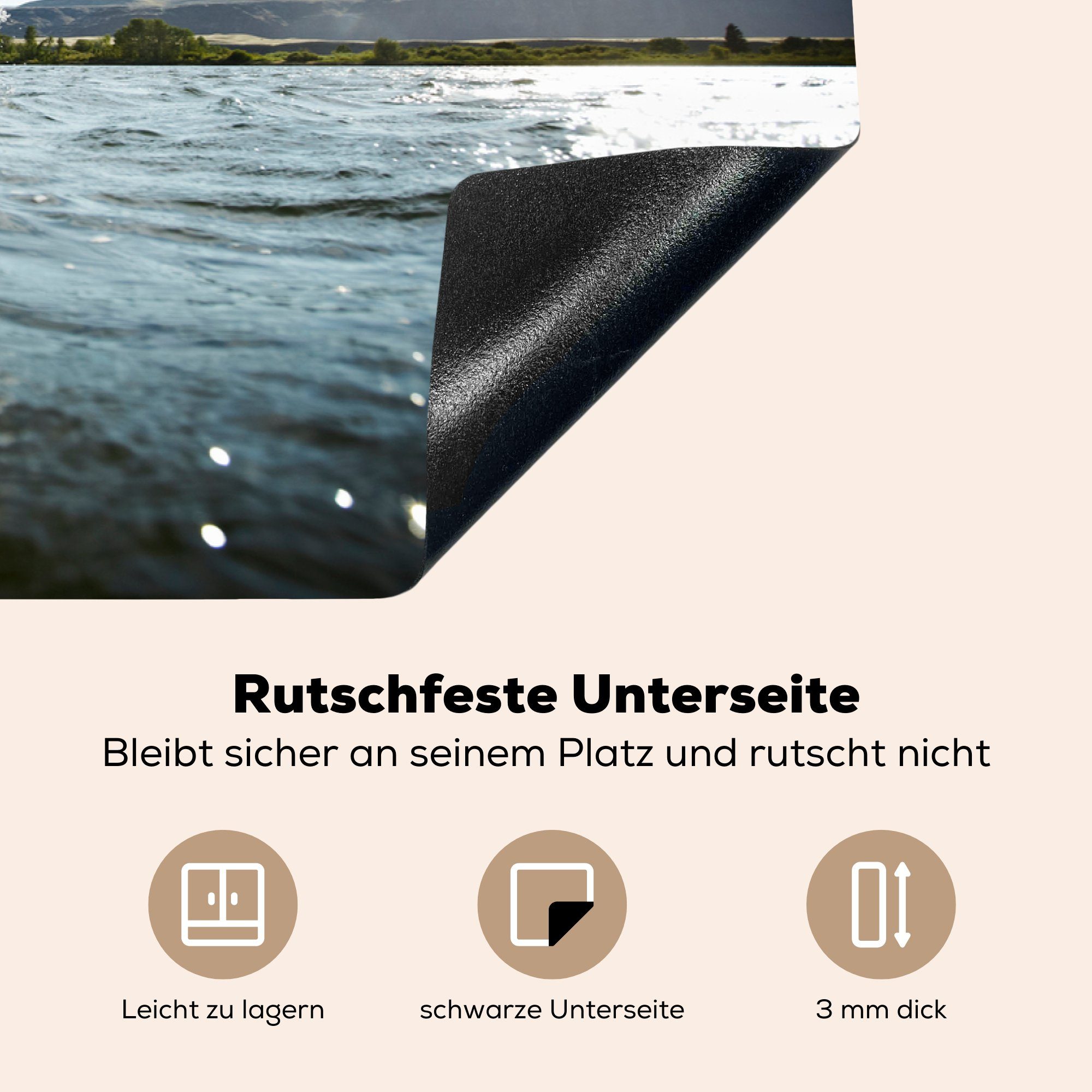 81x52 Meerwasser, (1 Schutz cm, küche, auf für Mann die Ceranfeldabdeckung tlg), MuchoWow beim Wakeboarden Ein Herdblende-/Abdeckplatte Vinyl, Induktionskochfeld ruhigem