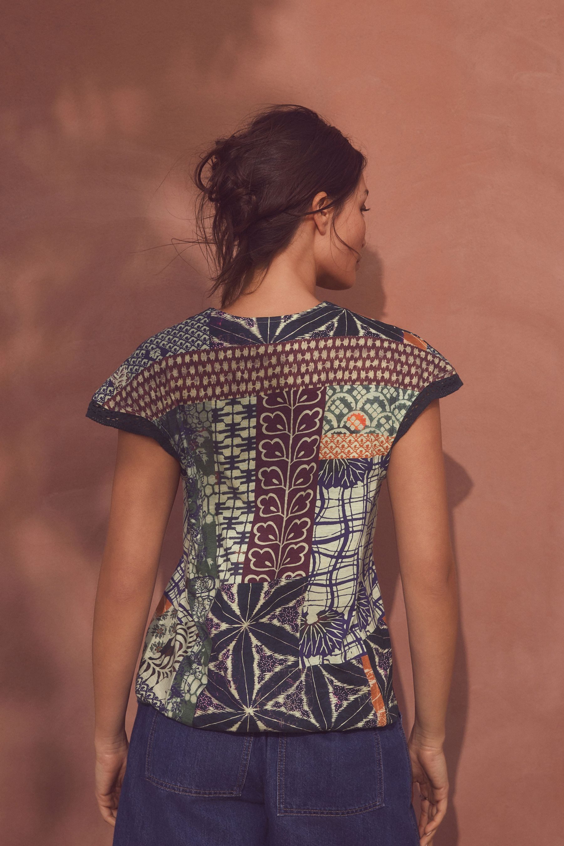 Next V-Shirt Kurzärmeliges Top, Spitzendetails und günstig online kaufen