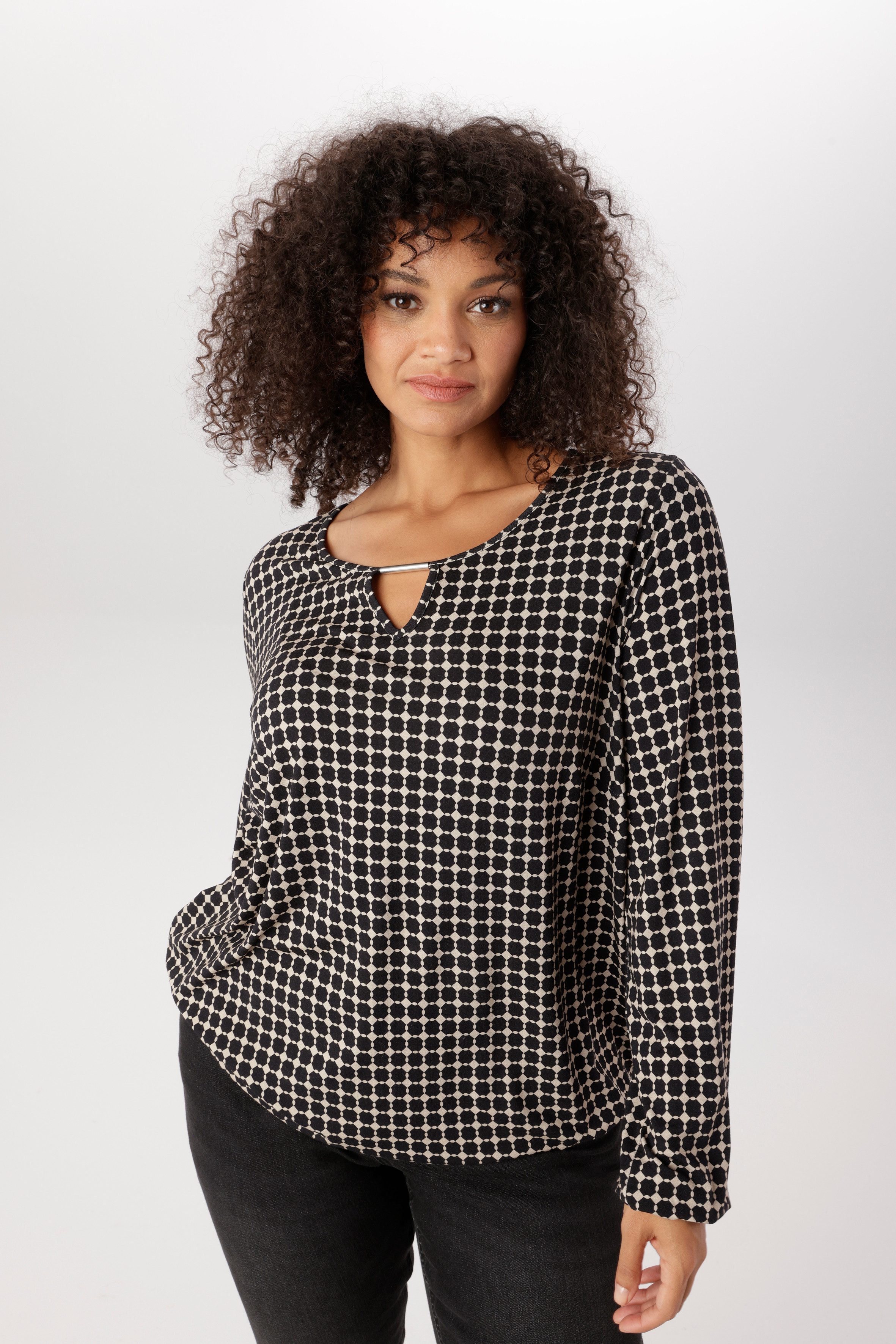 Aniston PLUS Langarmshirt aus weich fließender Qualität - NEUE KOLLEKTION. € 34,99, (€ 34,99 pro 1 Stk).