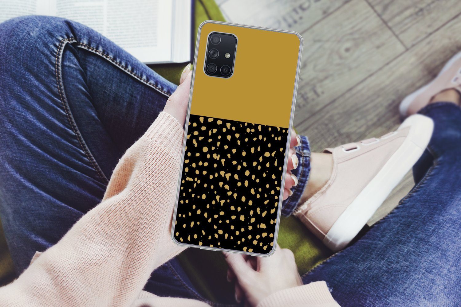 MuchoWow Handyhülle für Samsung Galaxy A51 Polka dots - Ockergelb - Schwarz, Smartphone-Bumper, Print, Handy Schutzhülle Dünn