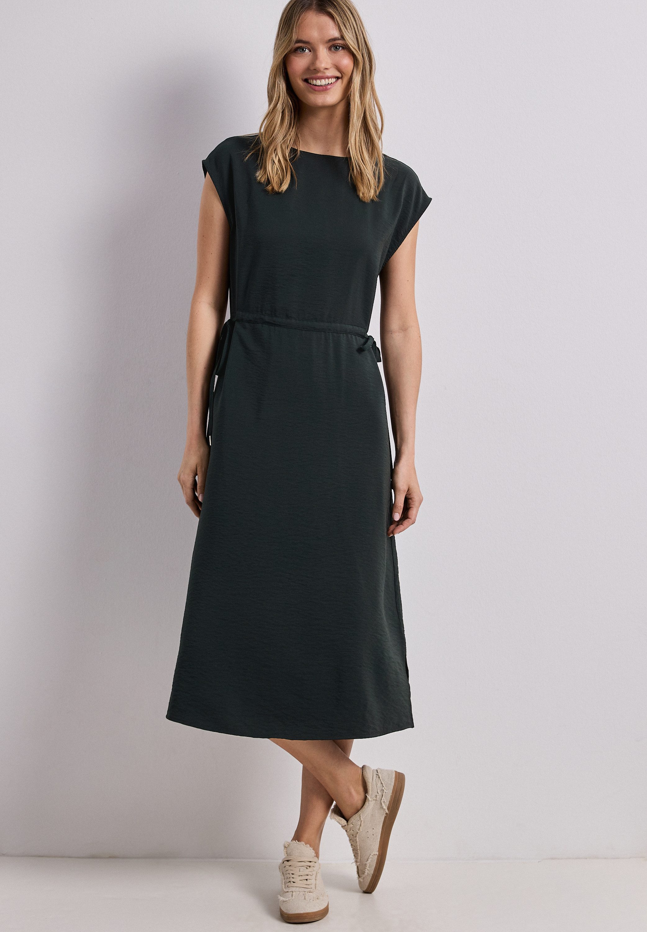 Midikleid