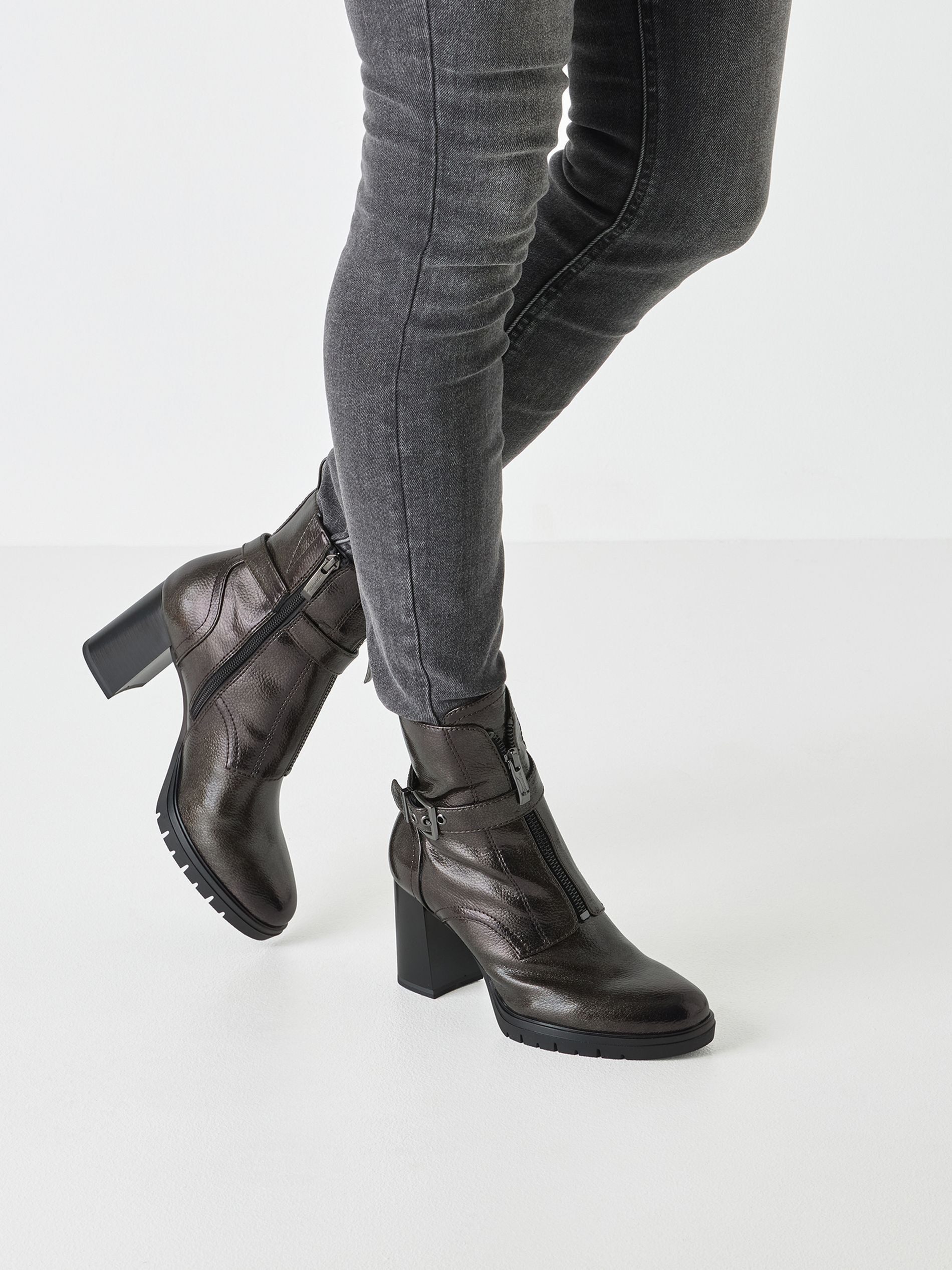 Tamaris TOUCH-IT mit Blockabsatz Blockabsatz 1-25380-45 Stiefelette TOUCH-IT