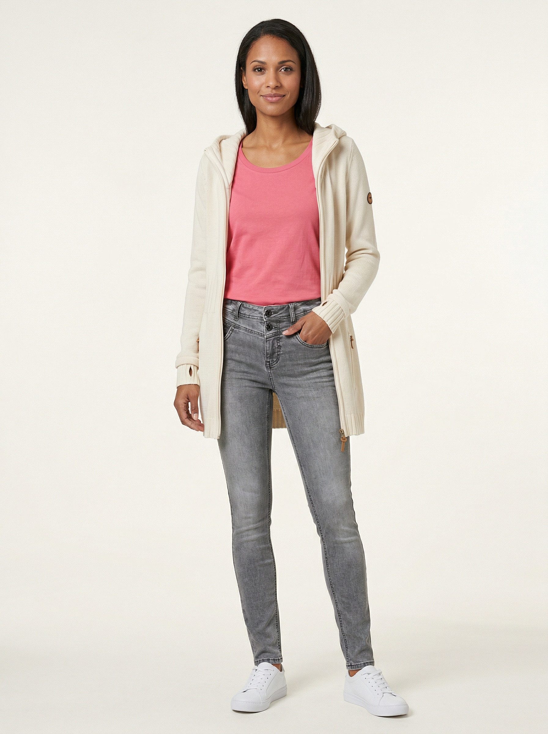 Zum Outfit 11