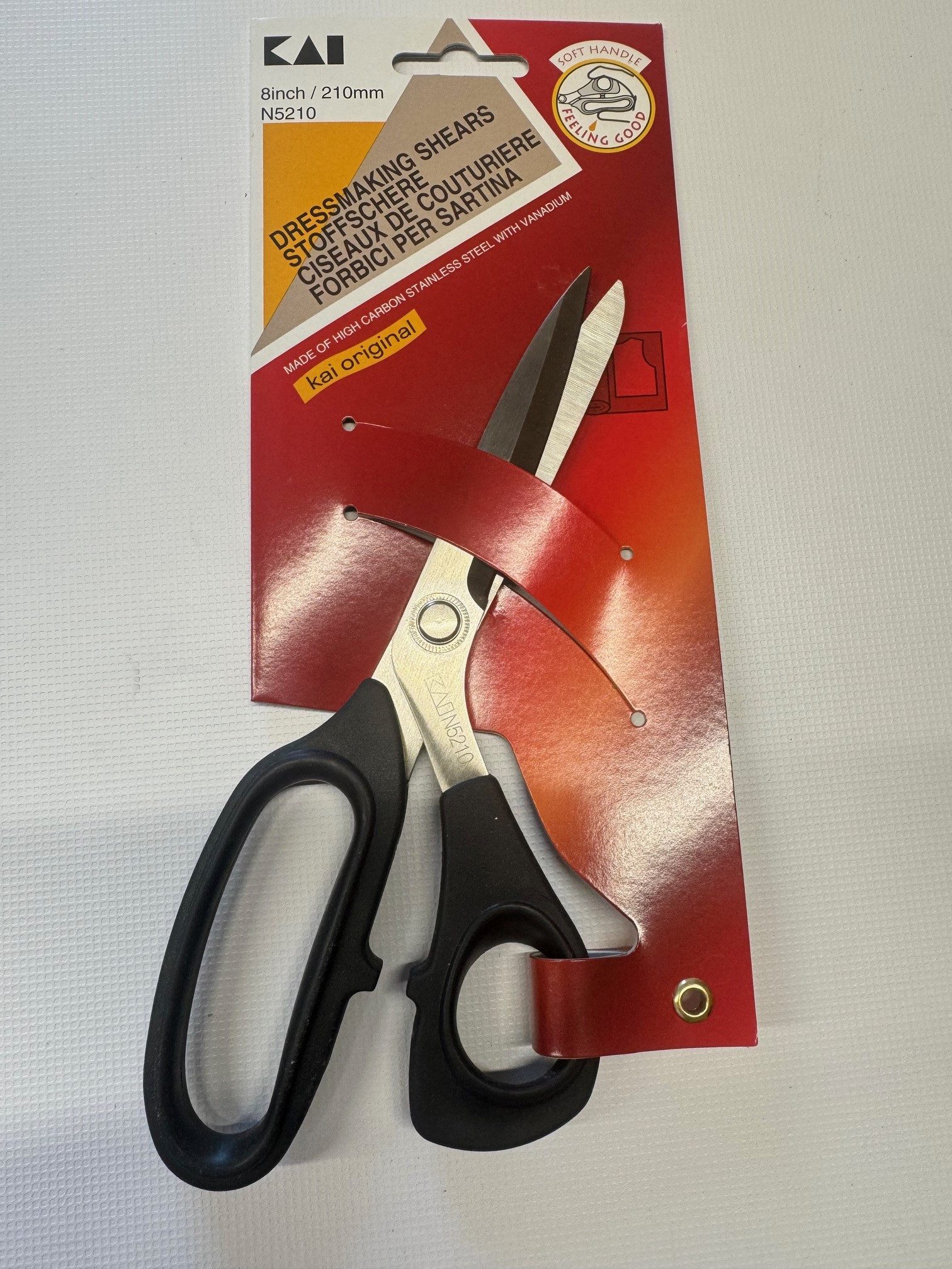 KAI Haushaltsschere Kai Schere N5210 Stoffschere 210mm Rechtshänderschere, (1-tlg)