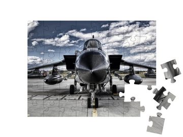 puzzleYOU Puzzle Frontansicht eines Militärflugzeugs, 48 Puzzleteile, puzzleYOU-Kollektionen Flugzeuge