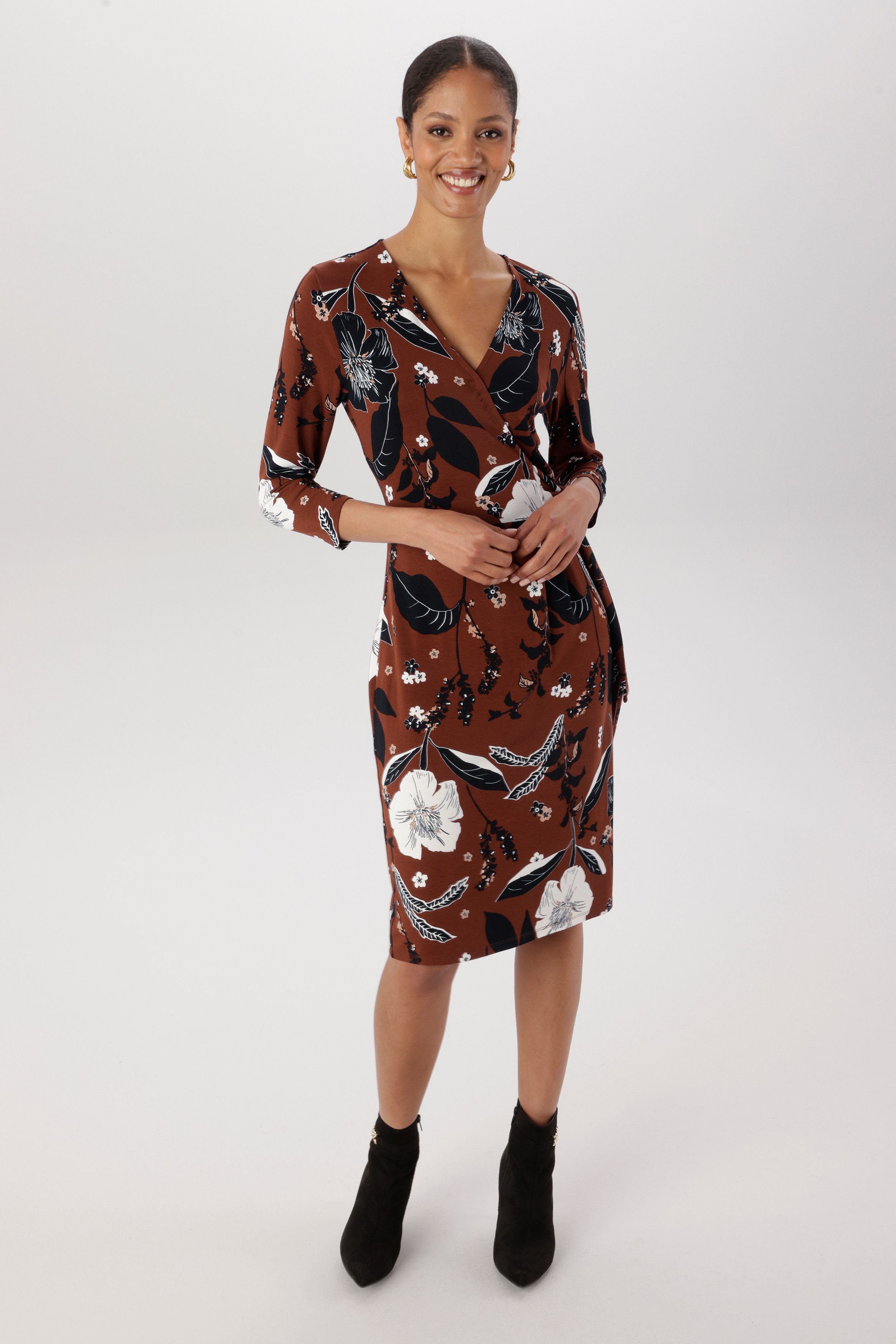 Aniston SELECTED Jerseykleid in femininer Wickel-Optik