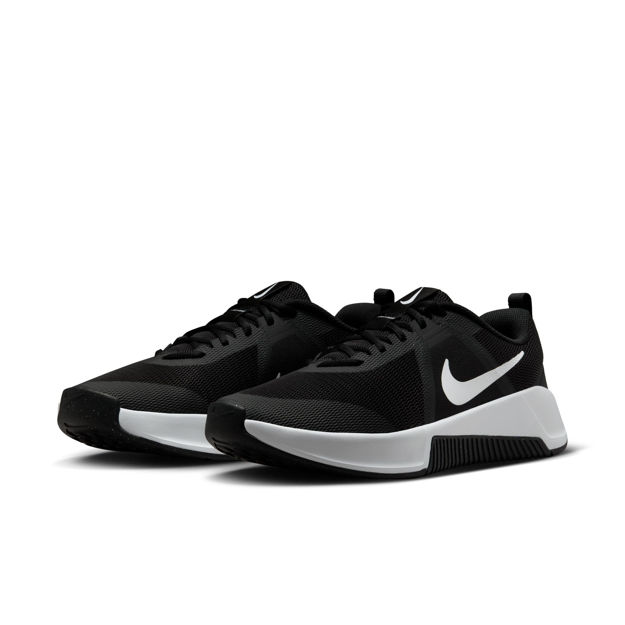 Nike MC TRAINER 3 Trainingsschuh ideal für Gym und Fitnessstudio