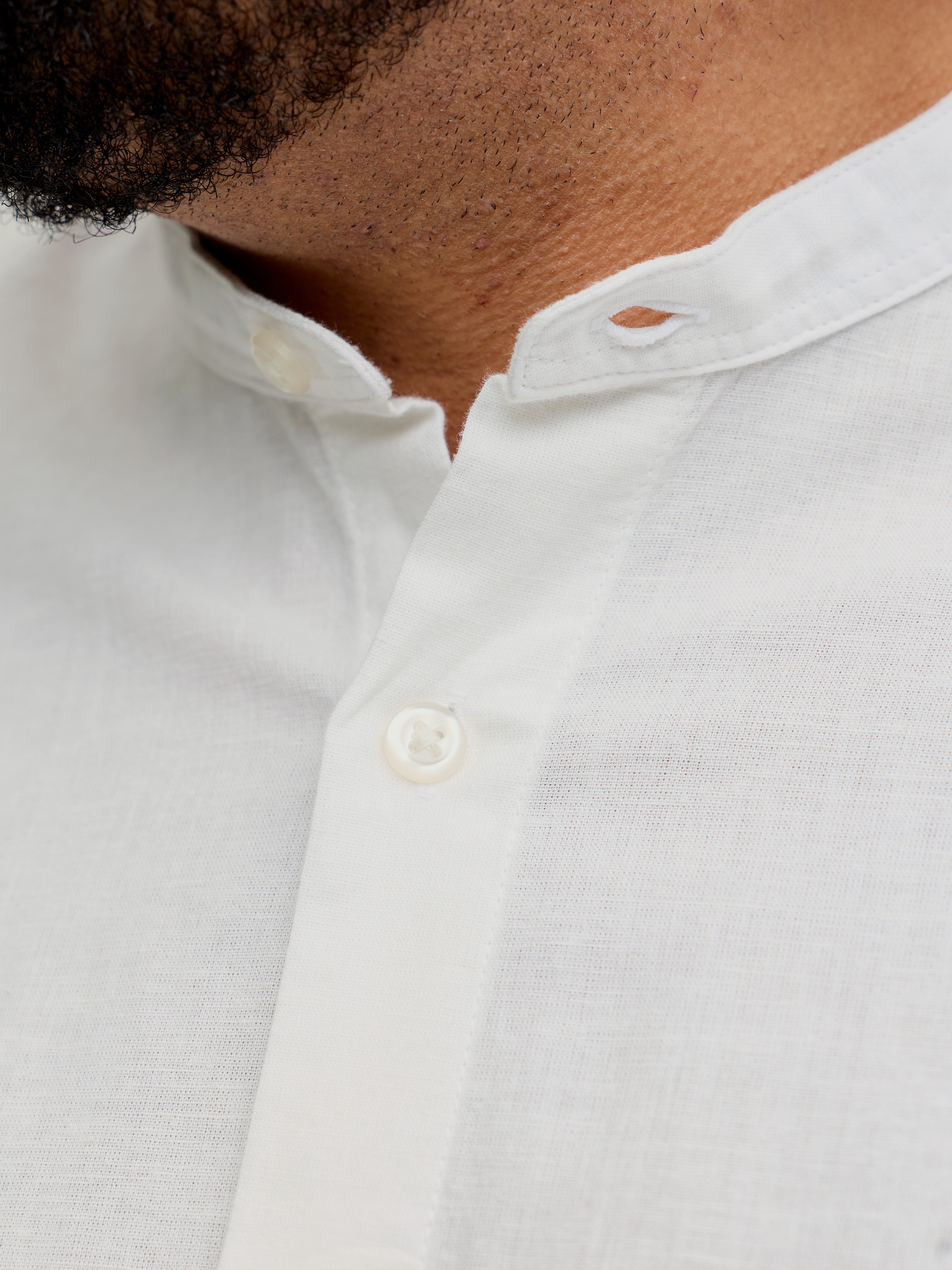 Jack & Jones PlusSize Langarmhemd JJEBREEZE LINEN BLEND BAND SHIRT L PLS mit Stehkragen – Bild 4 von 5