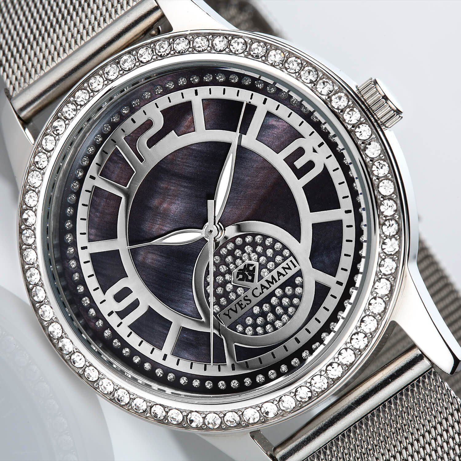 Yves Camani Quarzuhr ROUEN B