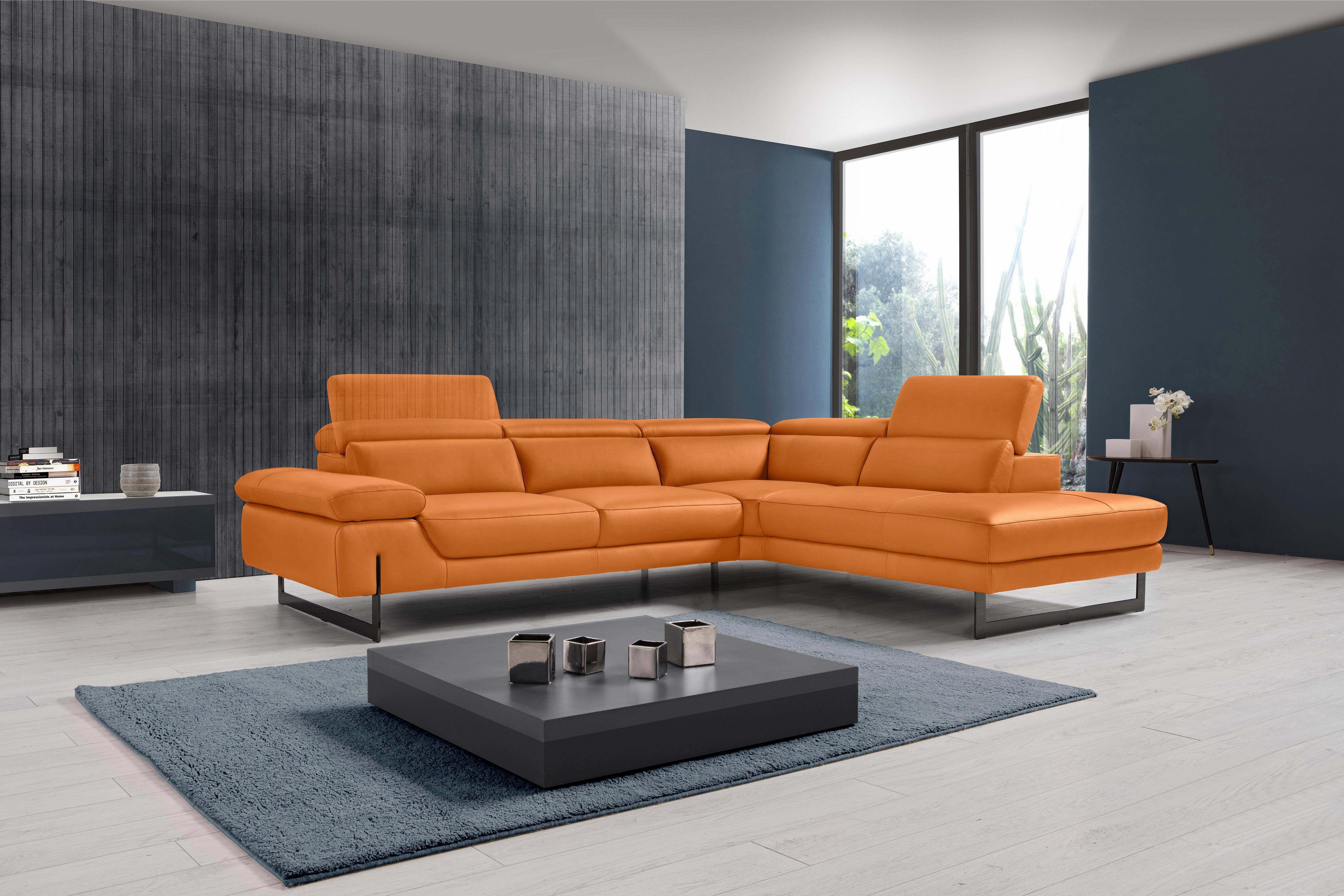 Egoitaliano Ecksofa Queenie, extravagantes Sofa mit erstklassigem Sitzkomfort, L-Form, mit verstellbarer Armlehne und Kopfteilen für Wohlfühlkomfort